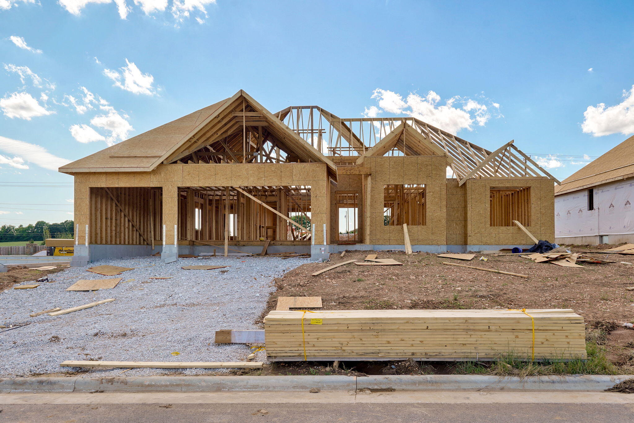 1783 S Pinecone Path, Springfield MO 65809