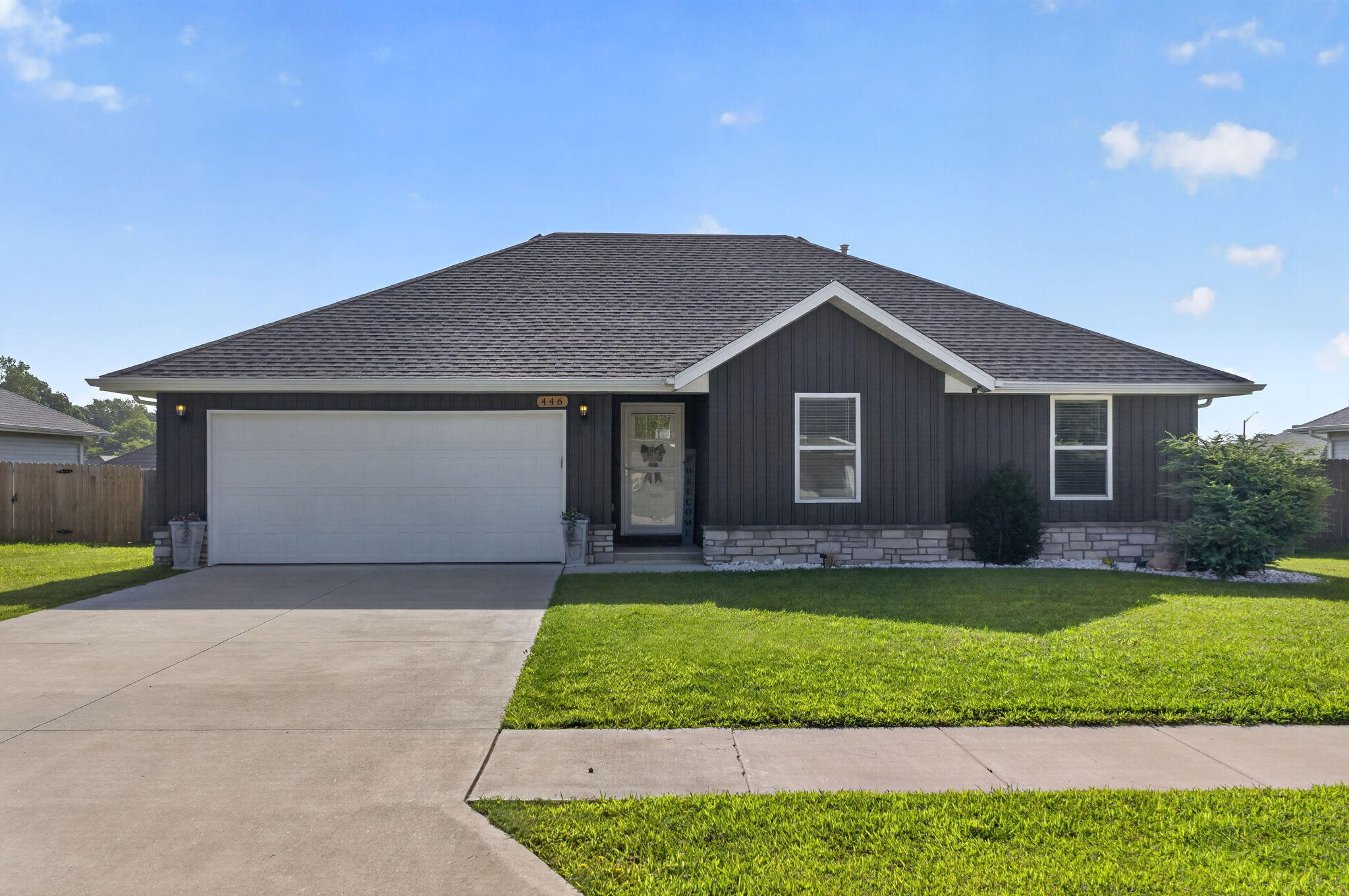 446 Hudson Avenue, Republic MO 65738