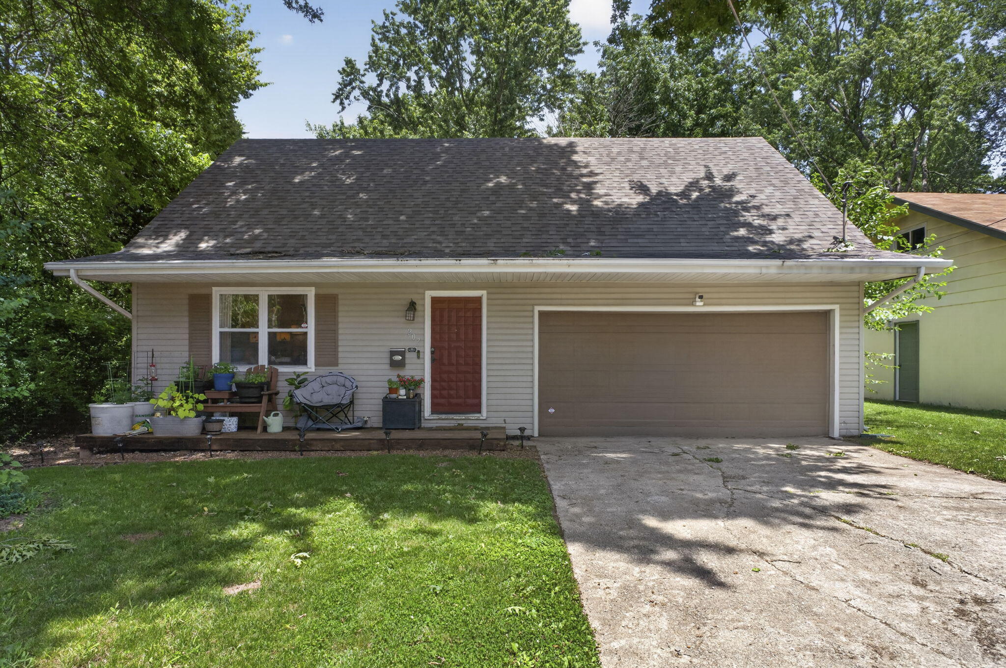 207 E Berkeley Street, Springfield MO 65807