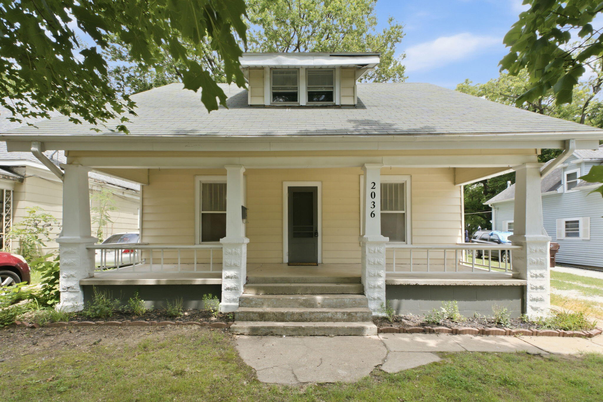 2036 N Johnston Avenue, Springfield MO 65803