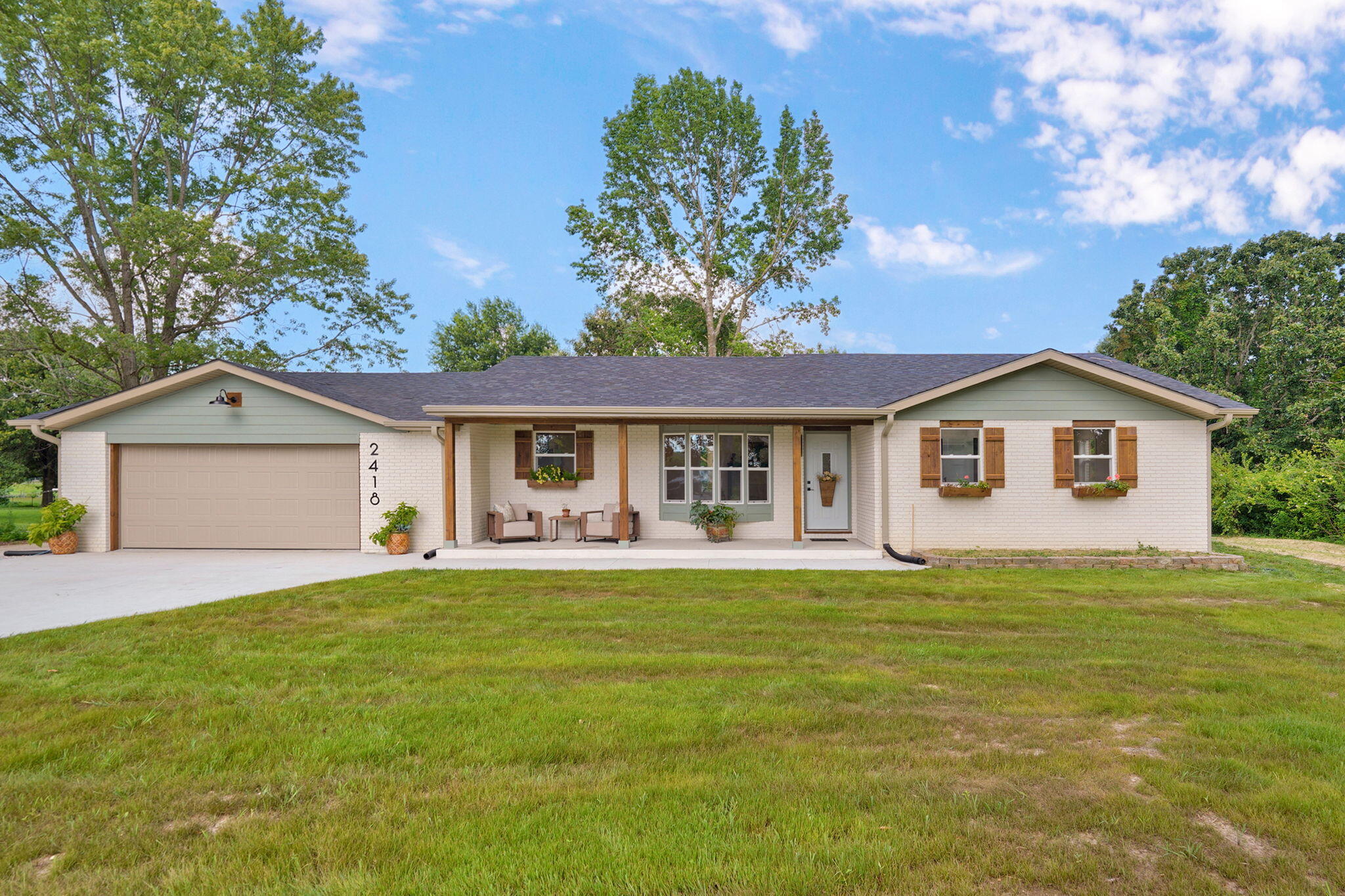 2418 S Farm Road 237, Rogersville MO 65742