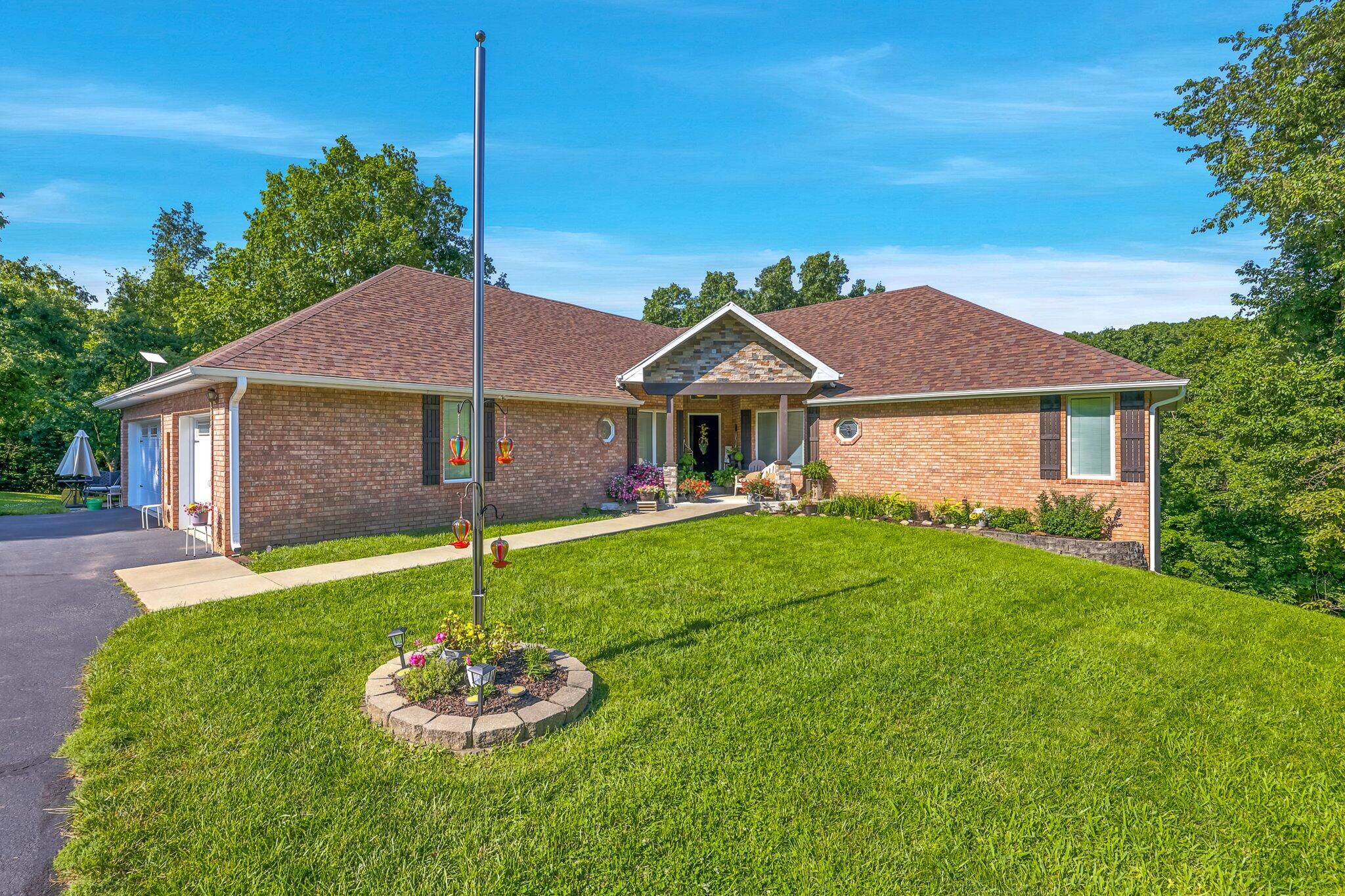 85 Dogwood Ridge Drive, Rogersville MO 65742