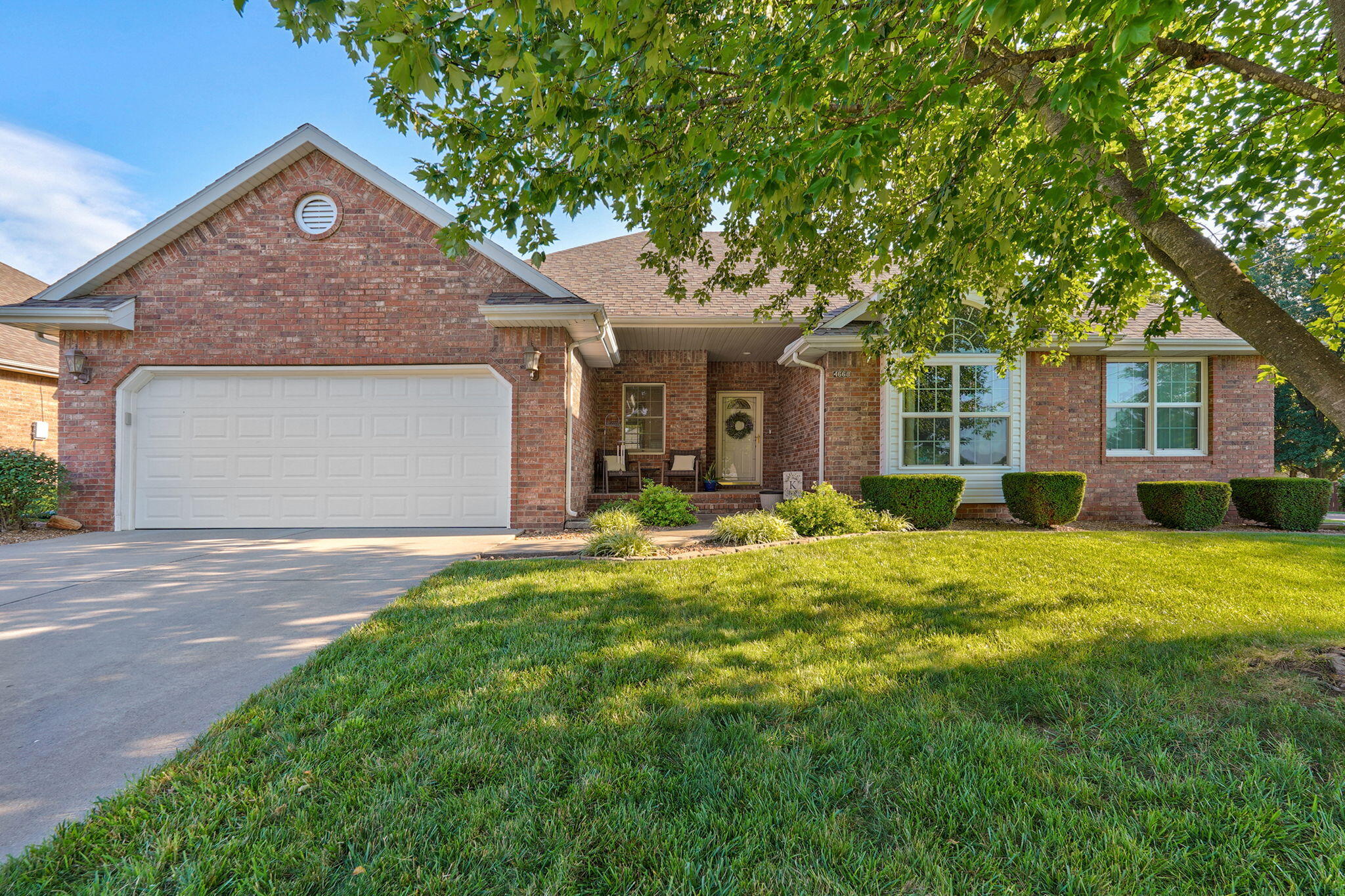 4668 S Warren Road, Springfield MO 65810