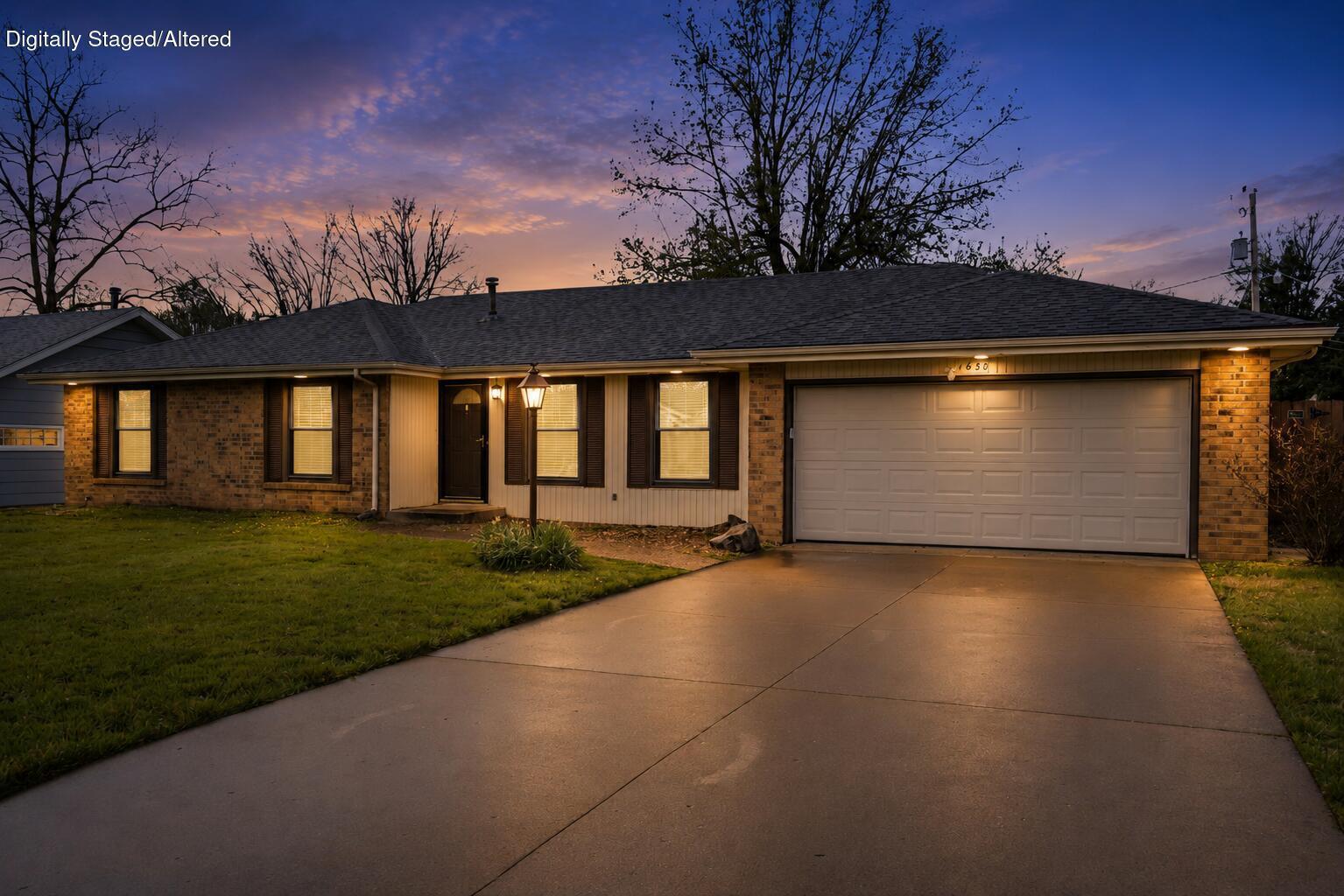 1650 E Swallow Street, Springfield MO 65804