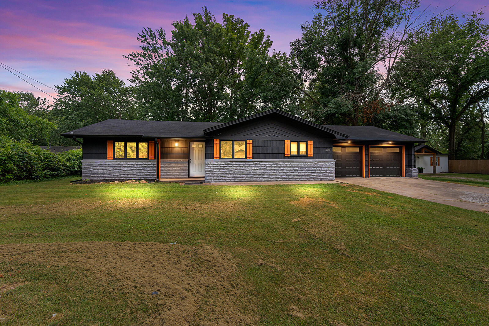 1538 E Lindberg Street, Springfield MO 65804