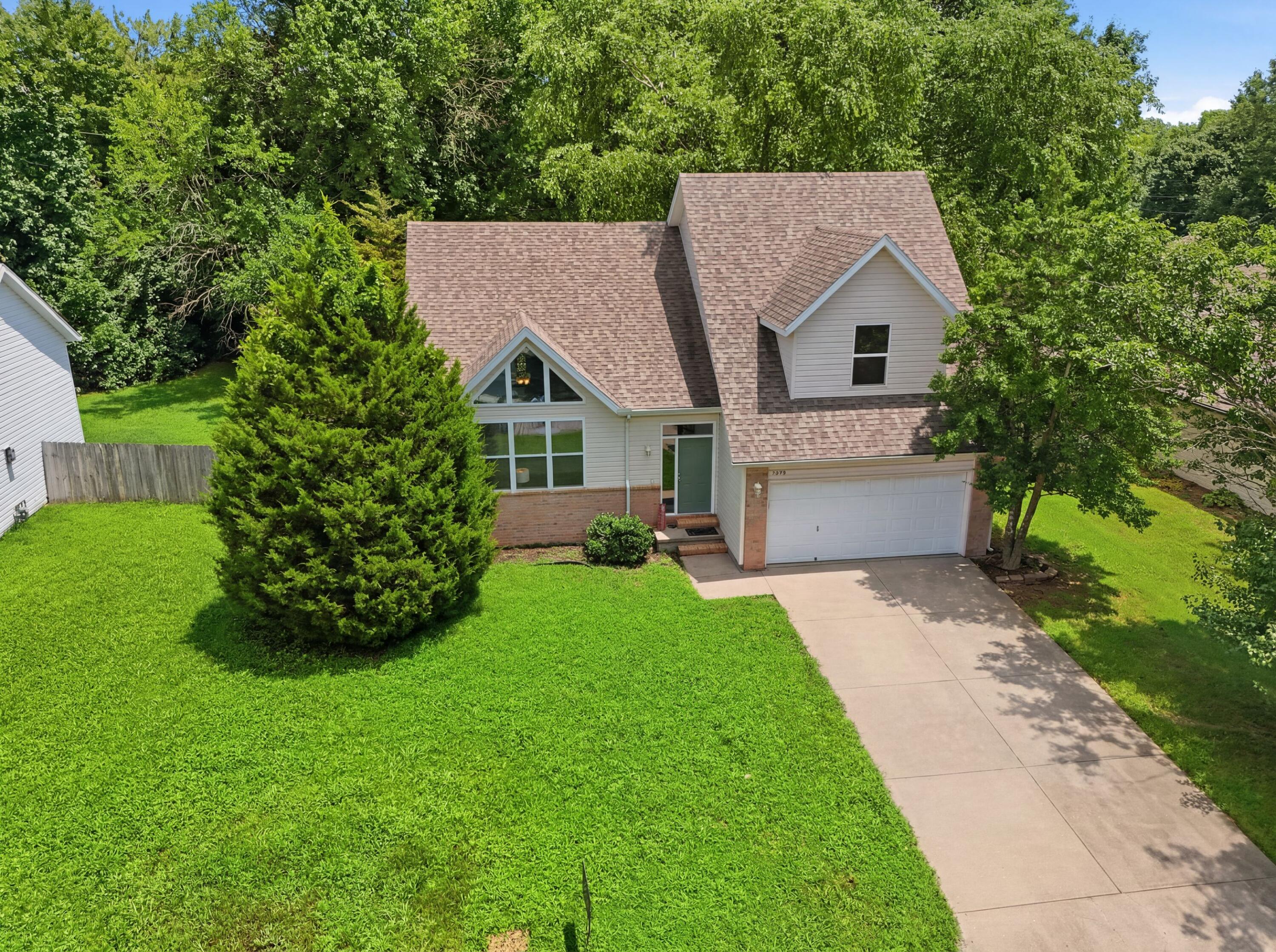 5646 S Jefferson Avenue, Springfield MO 65810
