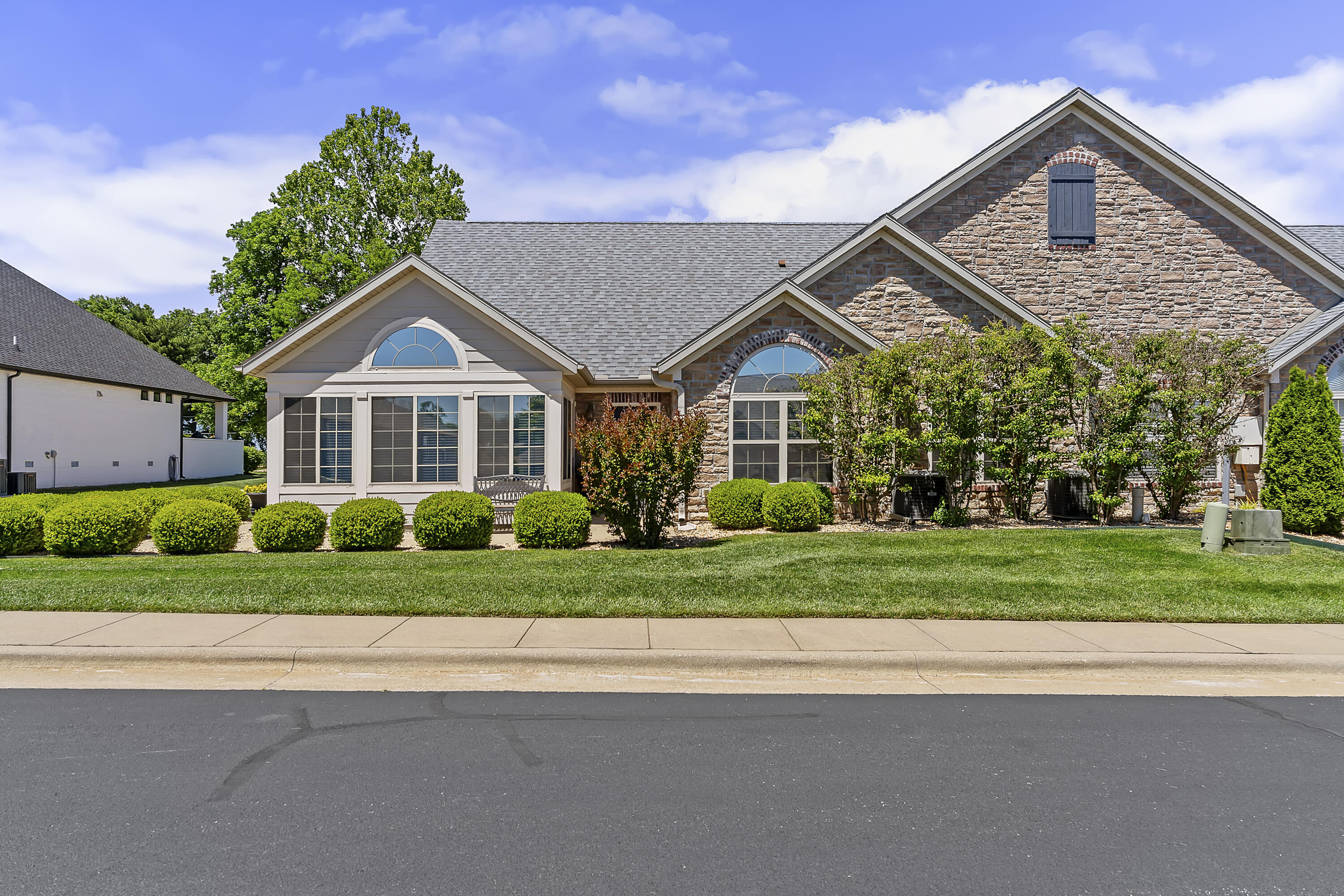 3810 E Cherry Street Unit 104, Springfield MO 65809