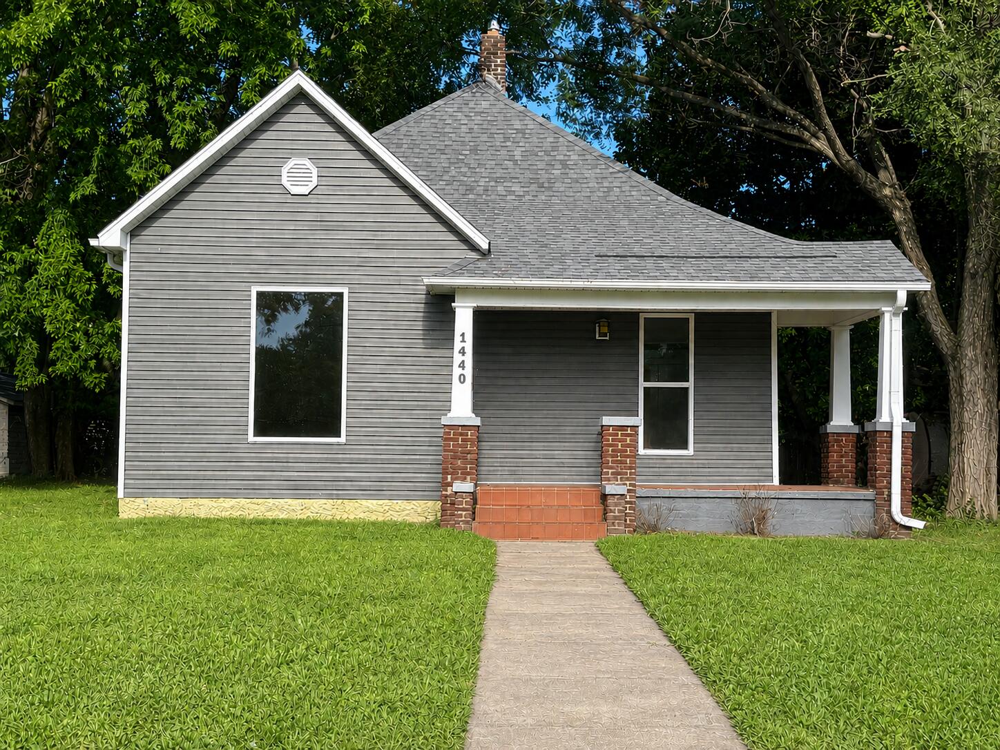 1440 N Clay Avenue, Springfield MO 65802