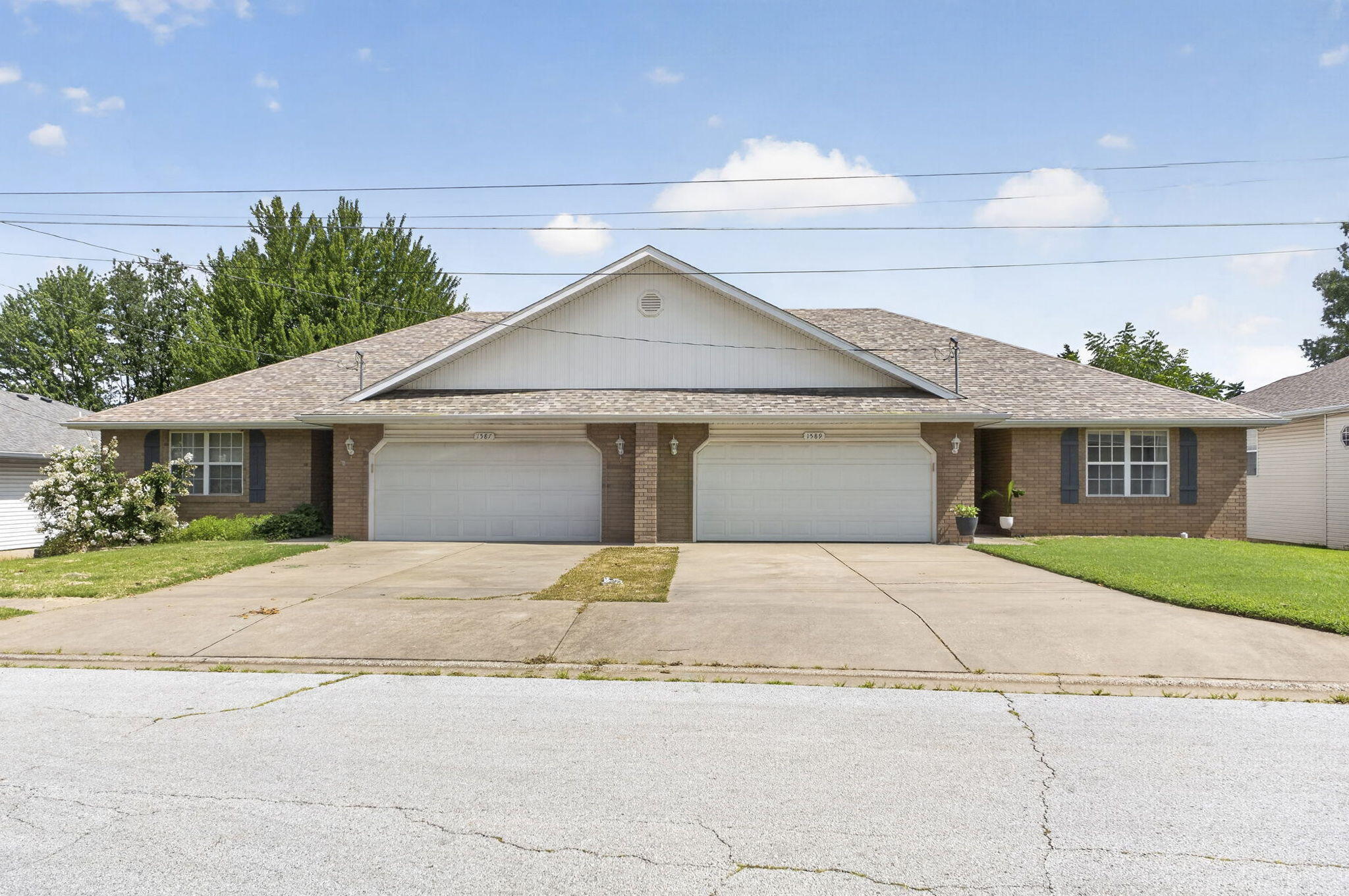 1589 E Redrex Street, Springfield MO 65804