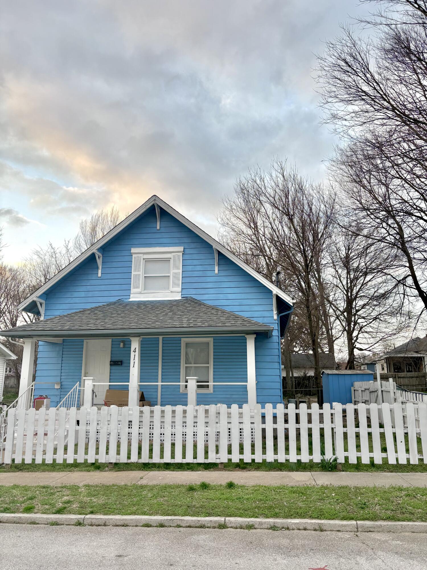 411 W Page Street, Springfield MO 65806
