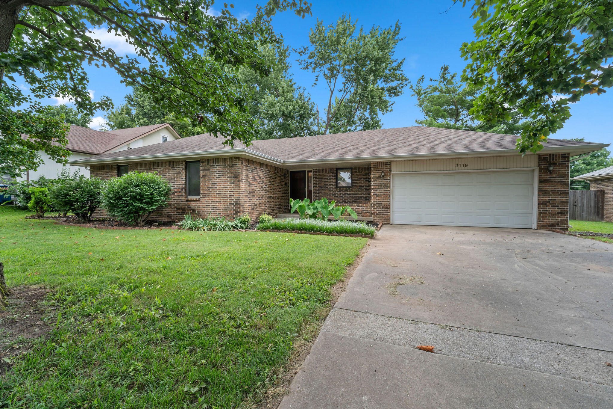 2119 W Nottingham Street, Springfield MO 65810