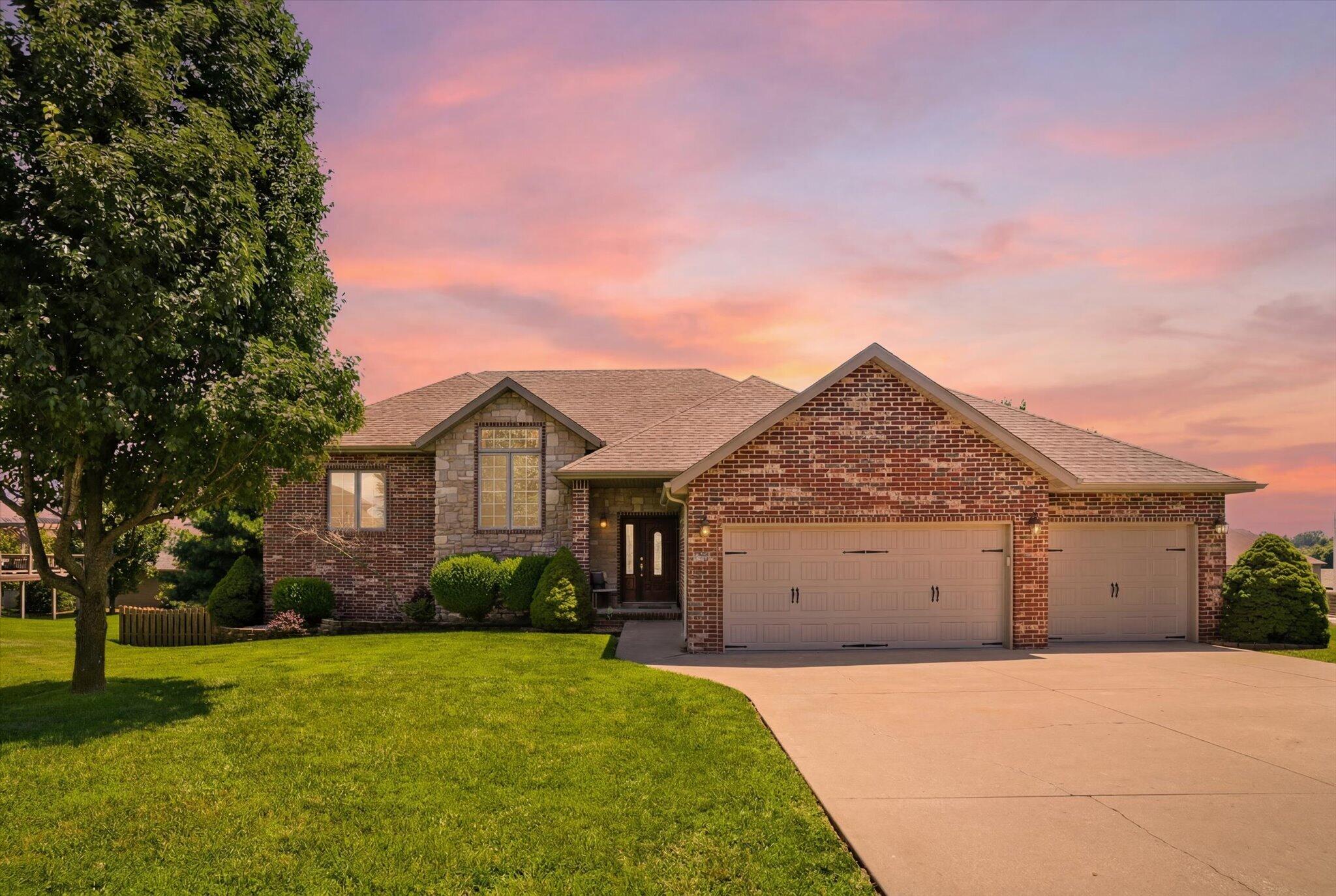 527 Snowbird Terrace, Rogersville MO 65742