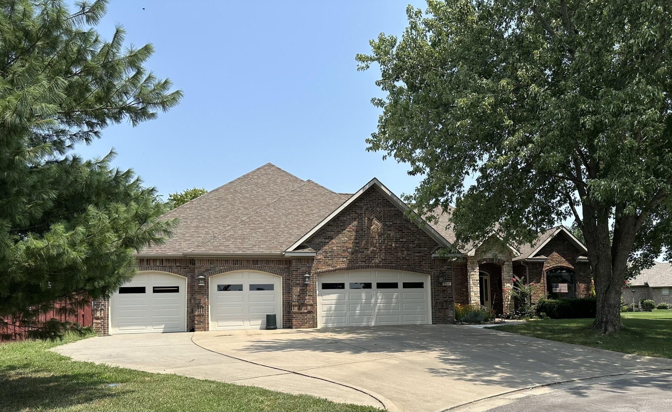 4414 N 6th Street, Ozark MO 65721
