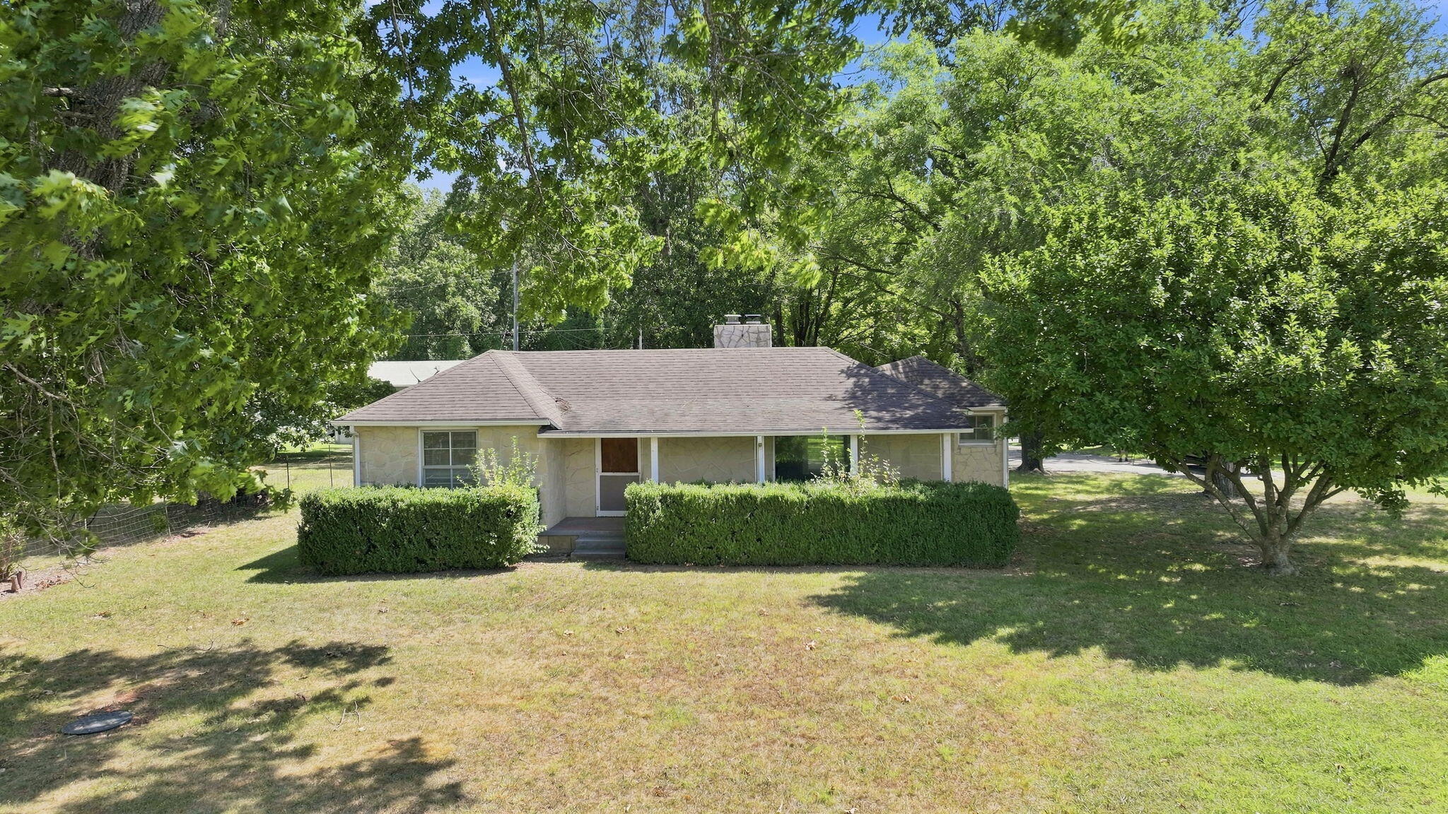 3001 N Weaver Road, Ozark MO 65721