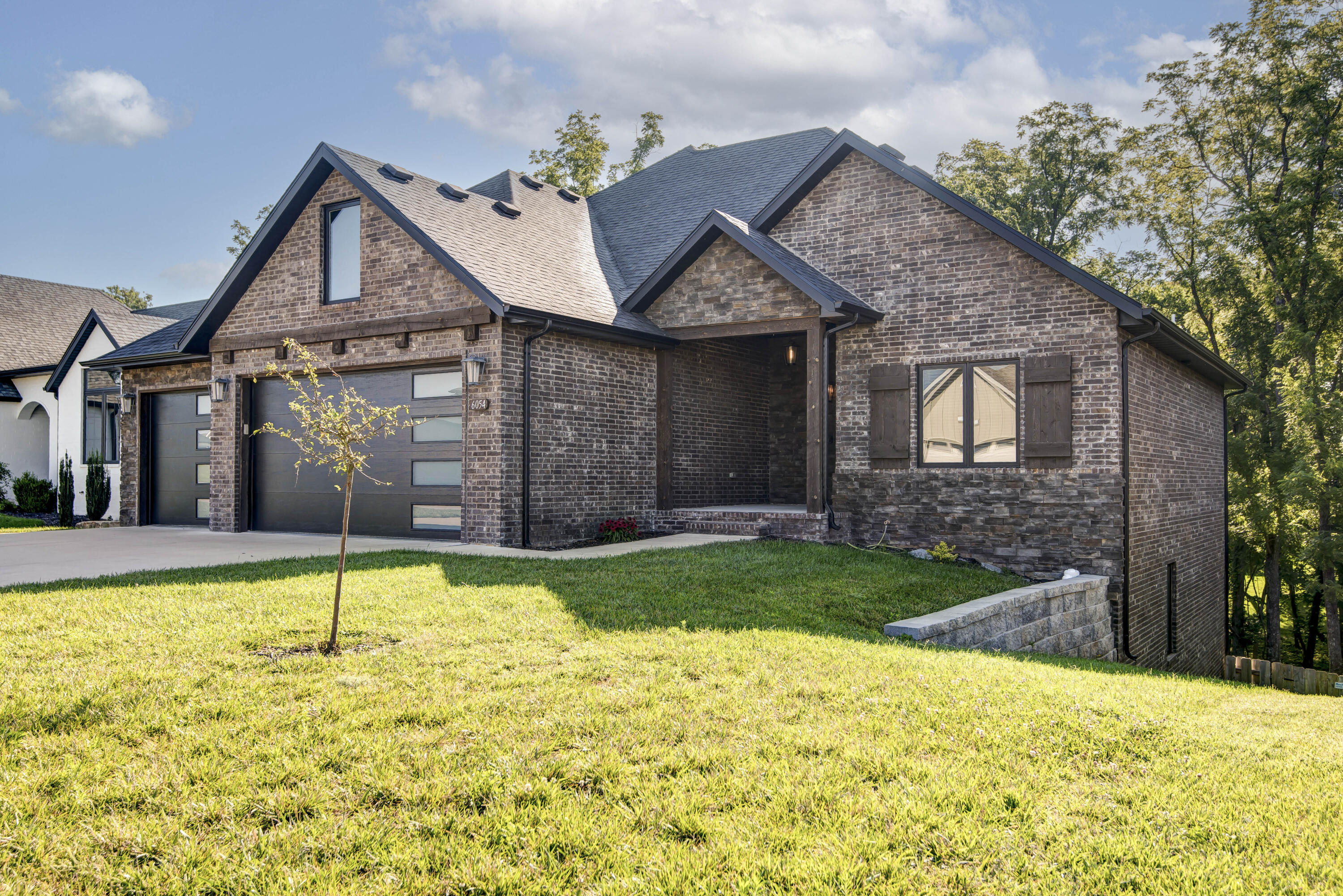6054 S Maryland Avenue, Springfield MO 65810