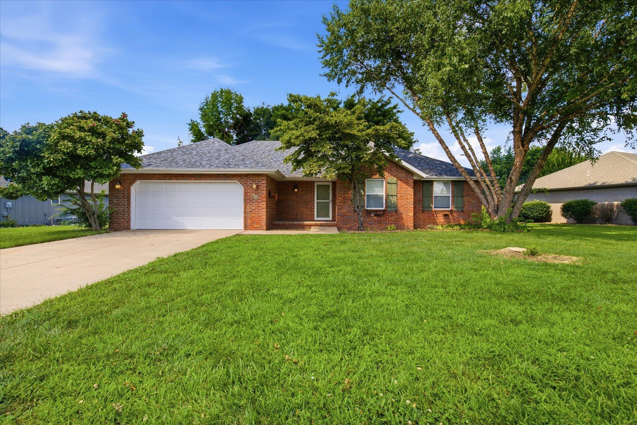 904 E Waterford Boulevard, Ozark MO 65721
