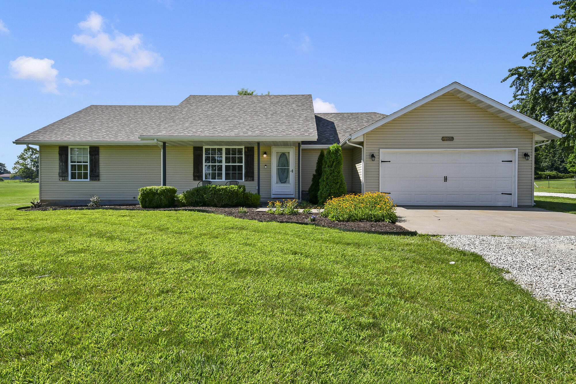 197 Williams Way, Strafford MO 65757