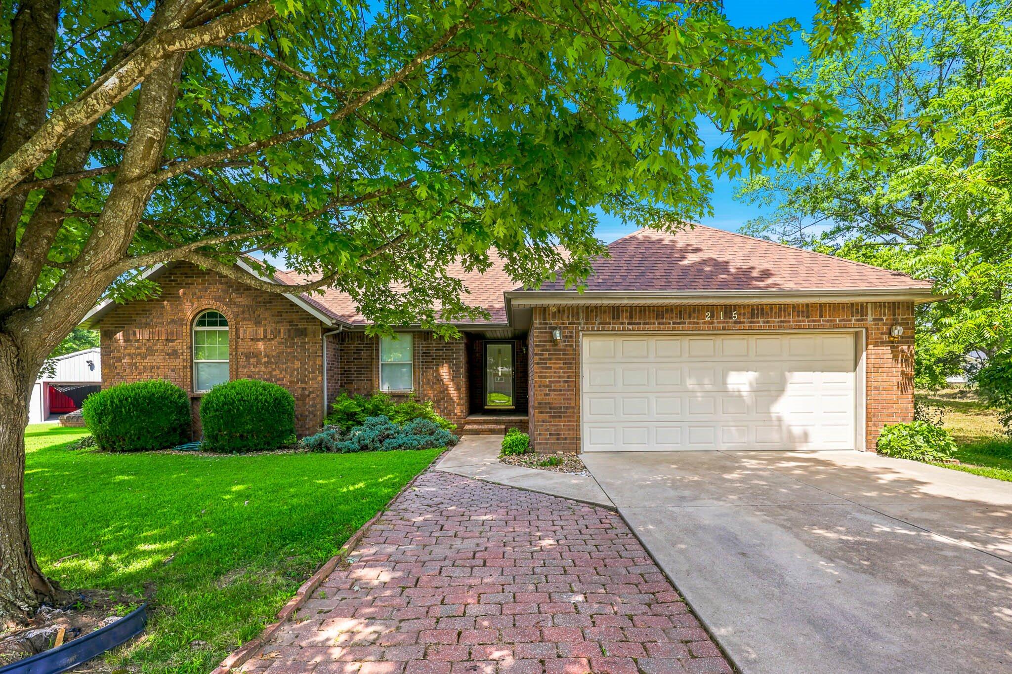 215 S Maple Street, Rogersville MO 65742