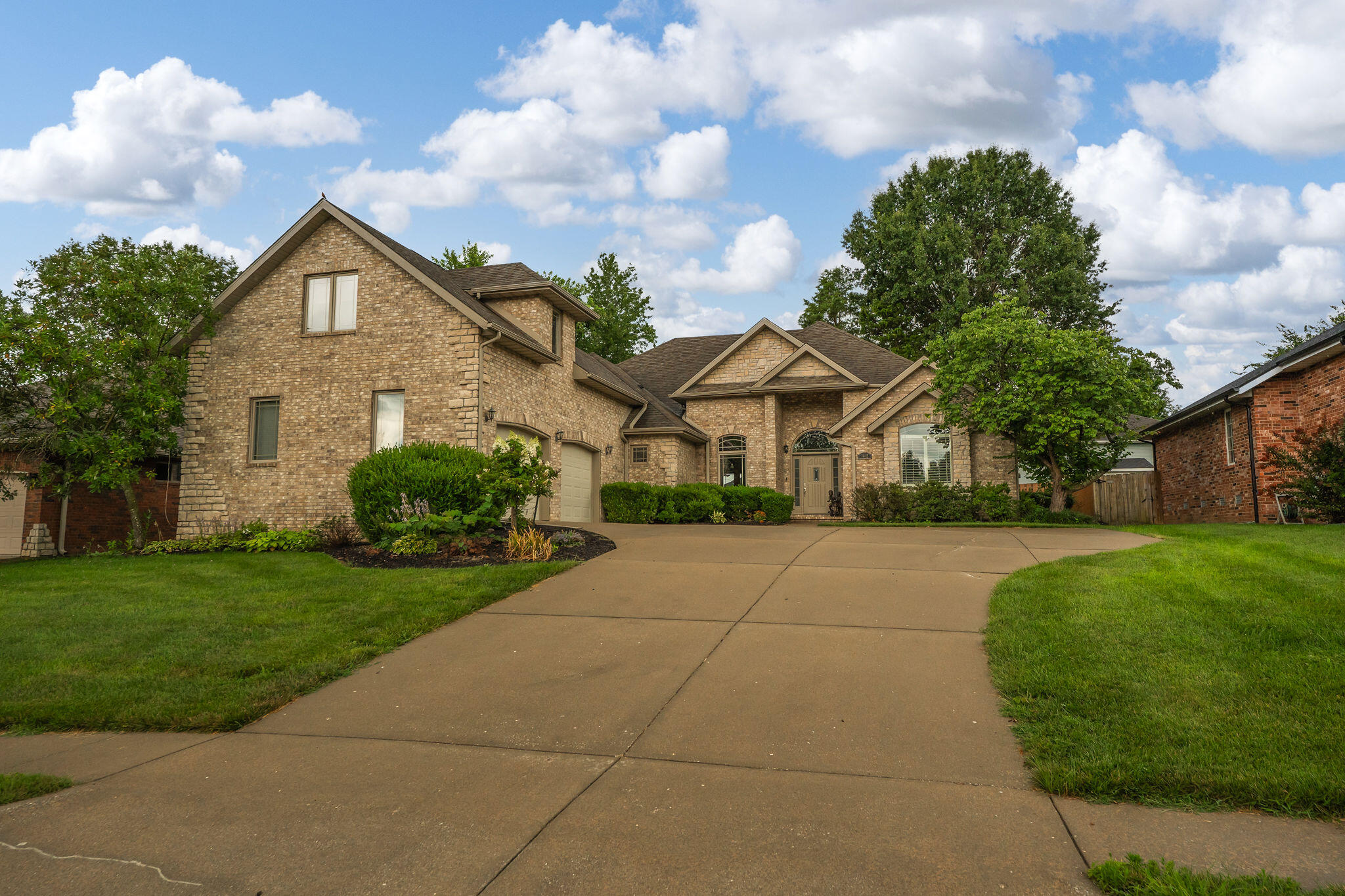3002 W Cantebury Street, Springfield MO 65810