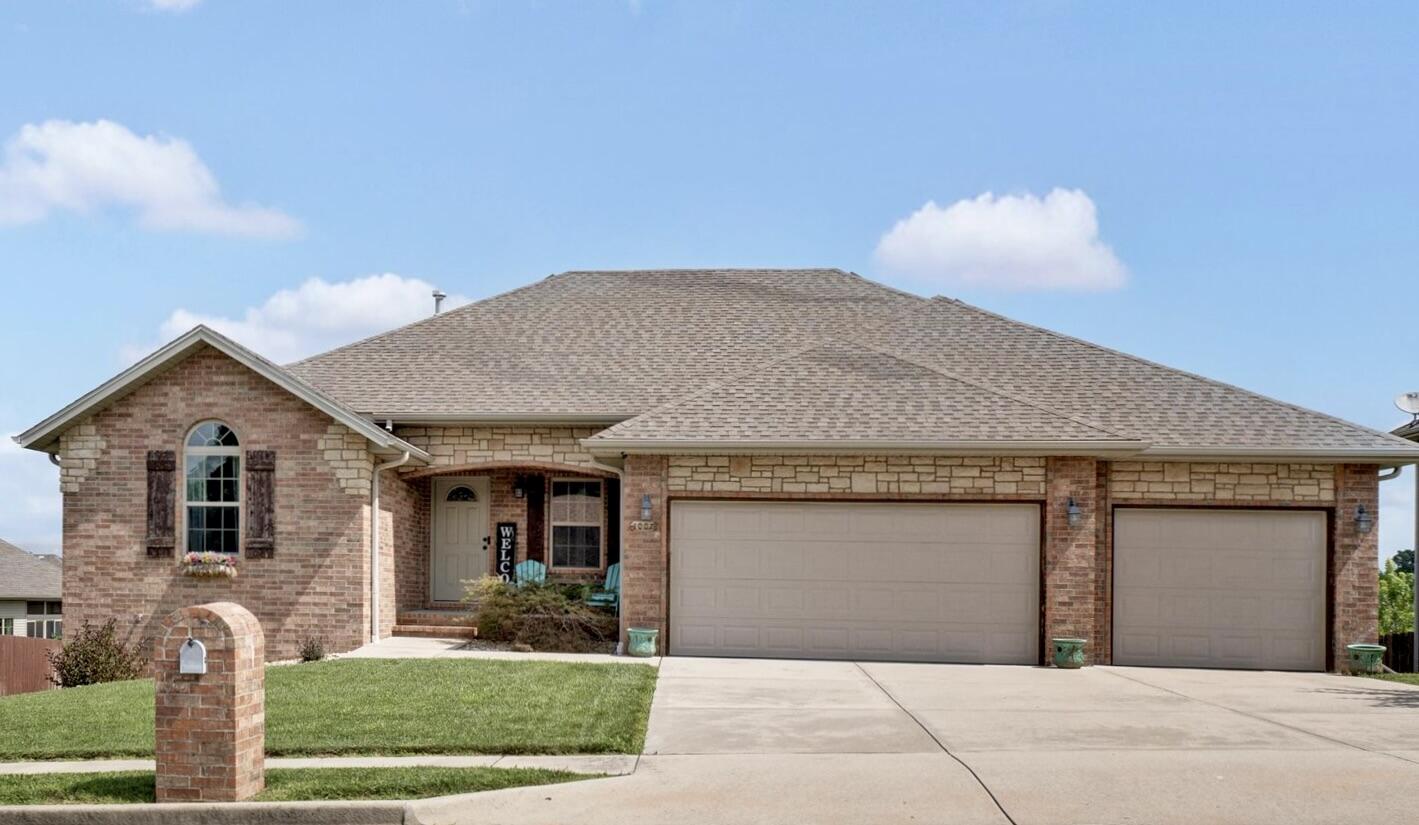 1007 E Highview Drive, Ozark MO 65721