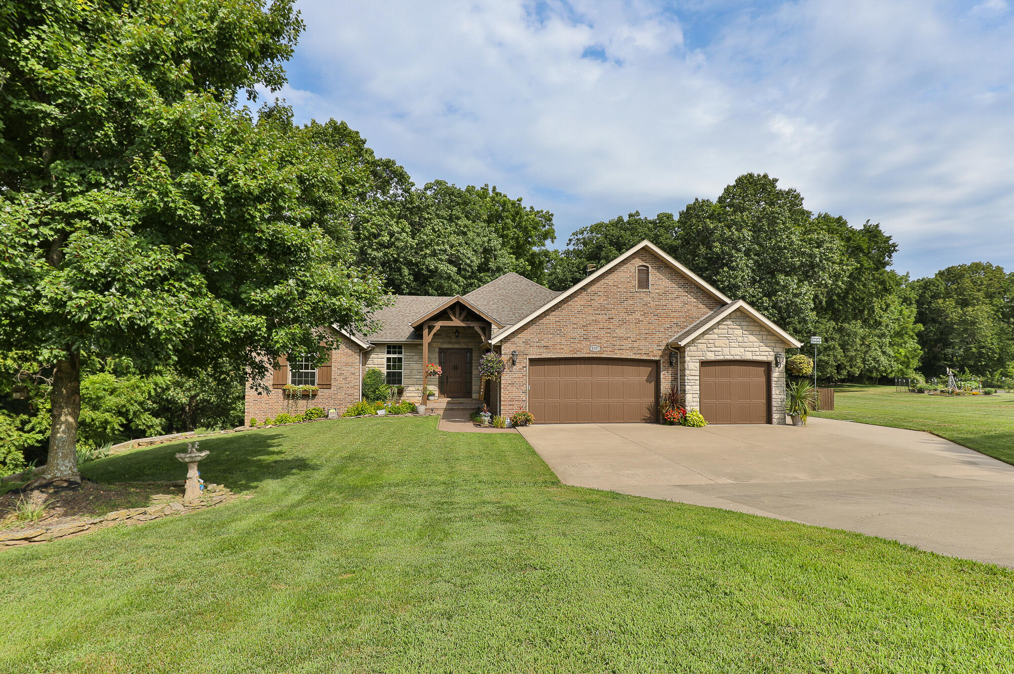 1657 S Timber Lake Drive, Nixa MO 65714