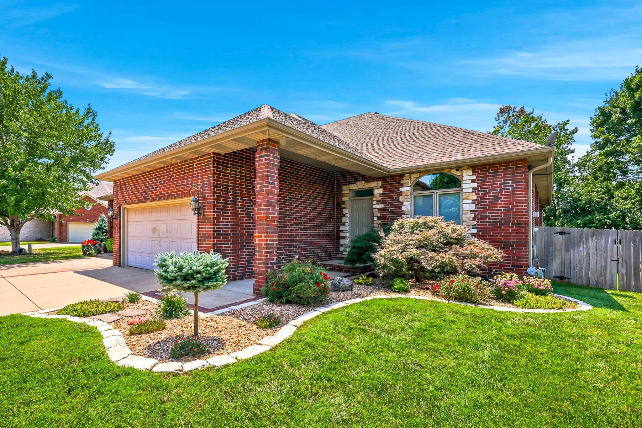 3239 S Kickapoo Avenue, Springfield MO 65804