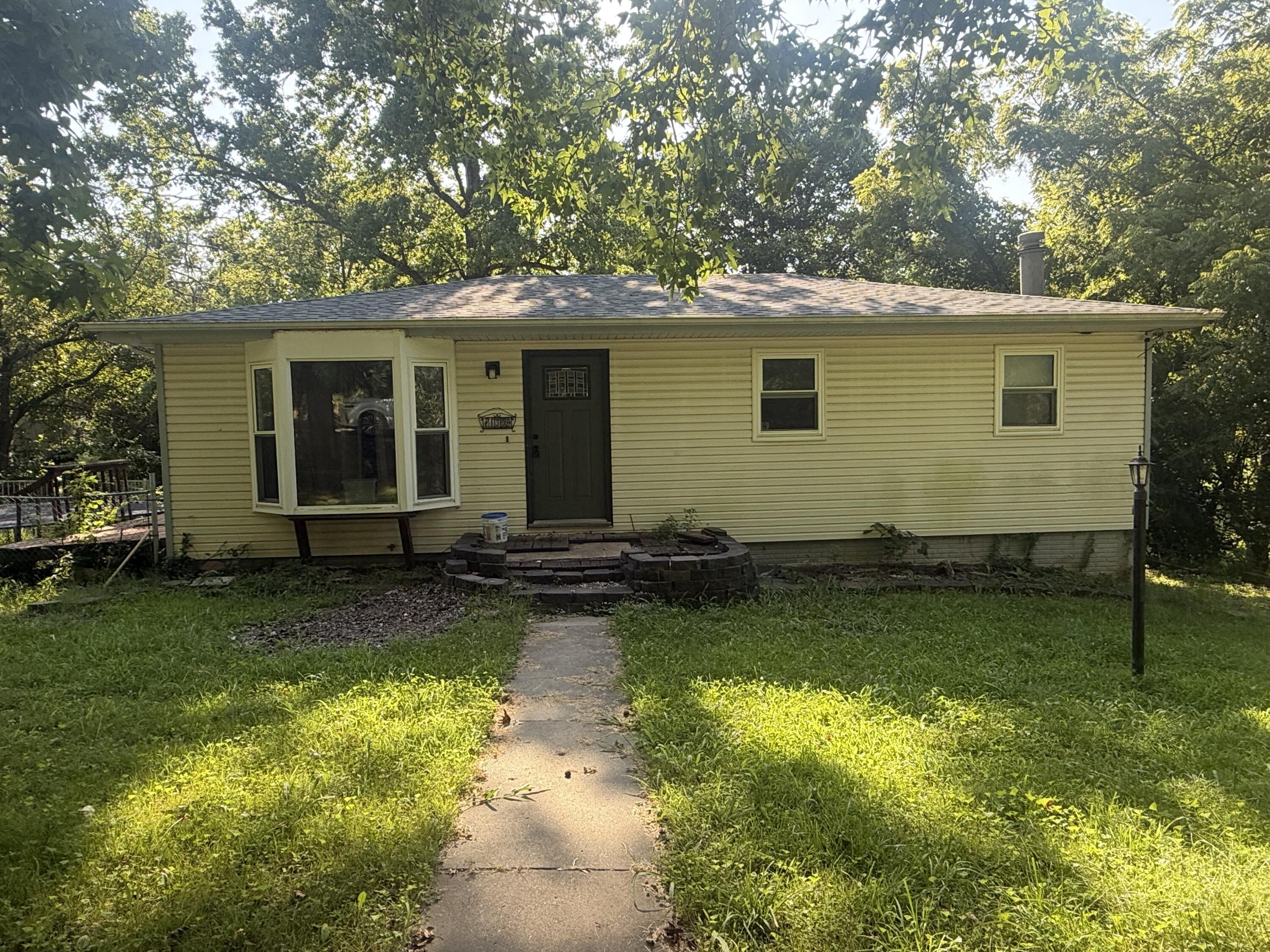 1309 S 9th Street, Ozark MO 65721