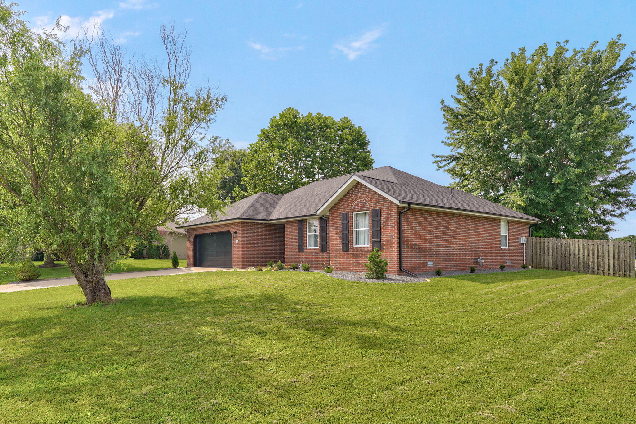 5702 N 13th Avenue, Ozark MO 65721