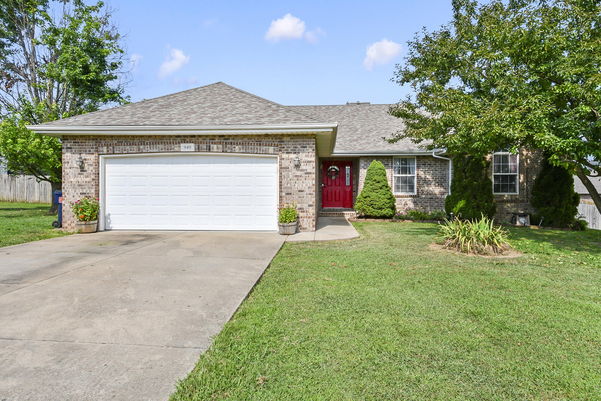 949 Megan Lane, Willard MO 65781