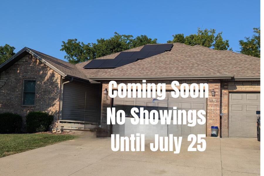 1956 S Thomas Drive, Ozark MO 65721