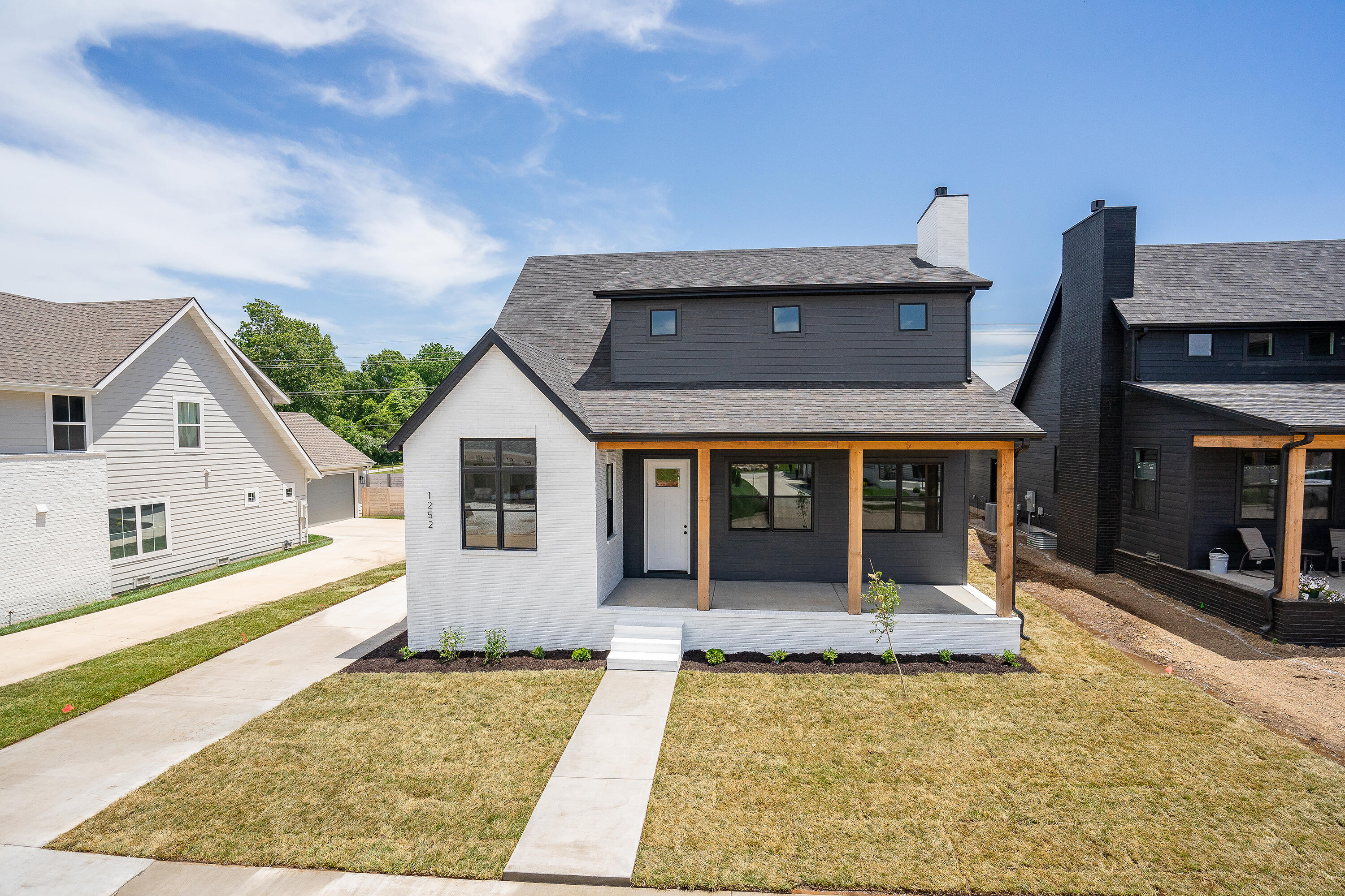 2190 E Will Street, Republic MO 65738