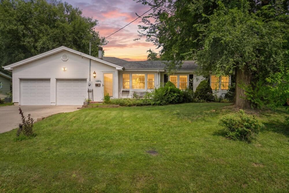 438 S Belcrest Avenue, Springfield MO 65802