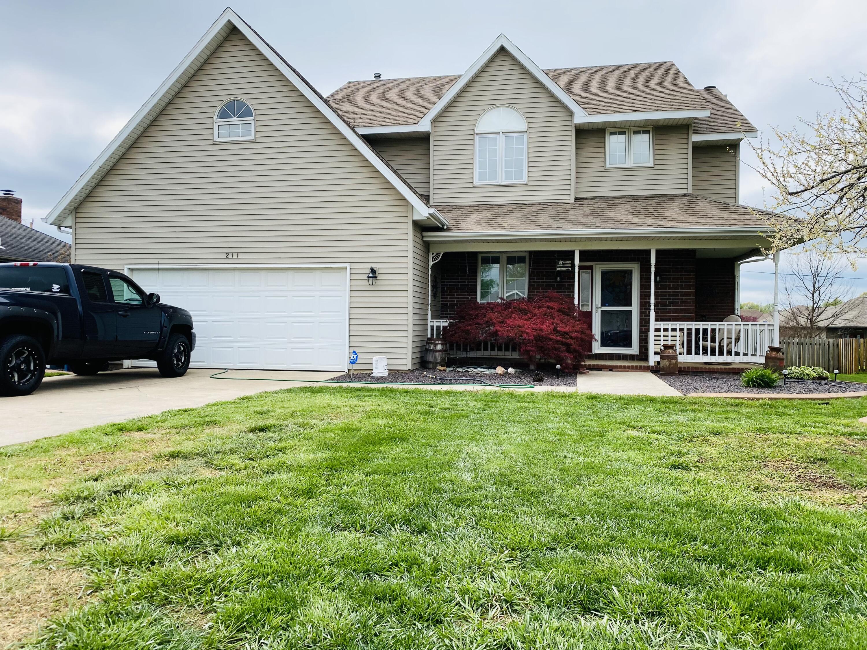 211 N Marie Street, Nixa MO 65714