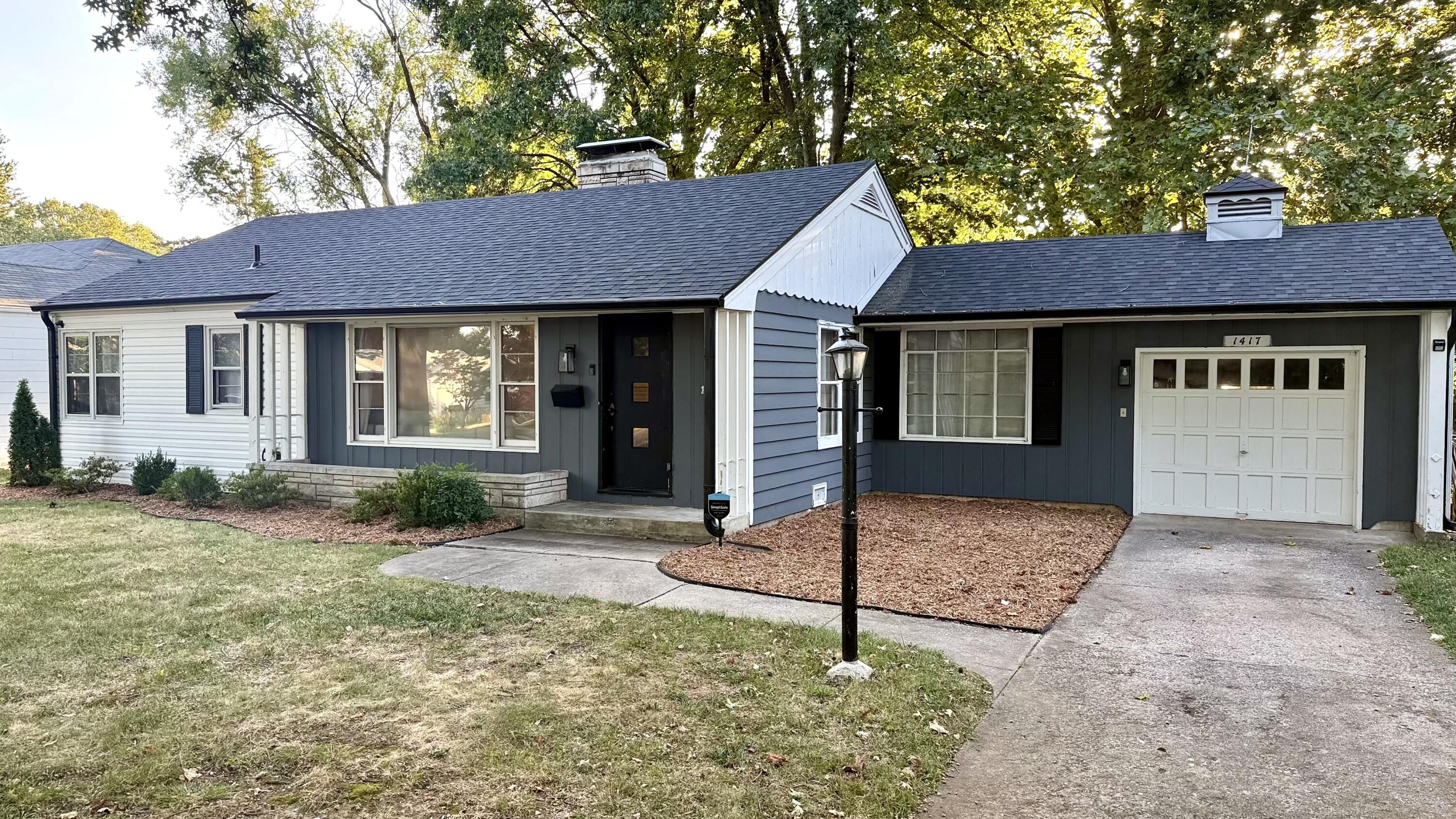 1417 S Kentwood Avenue, Springfield MO 65804