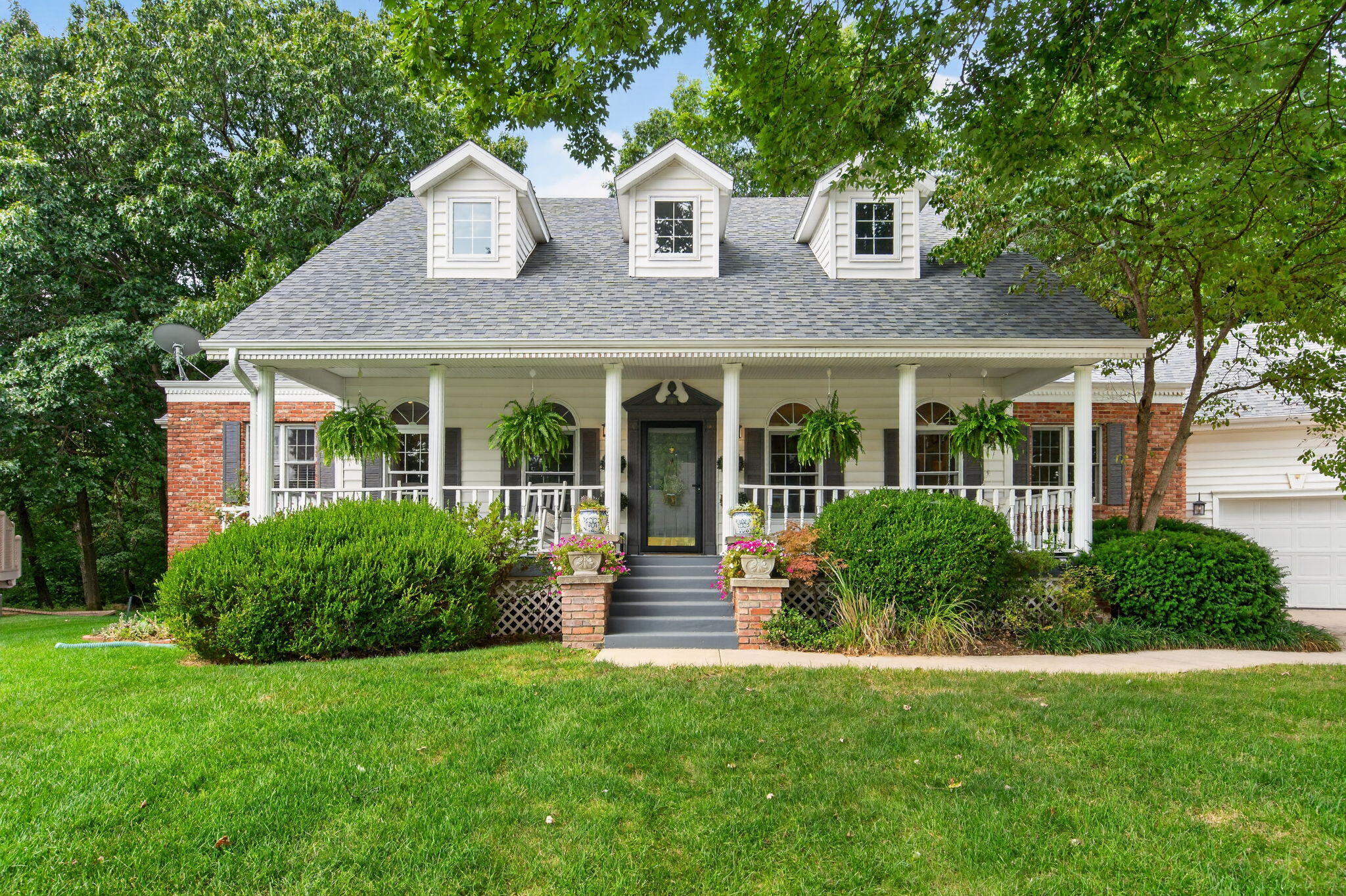 4250 E Misty Woods Street, Springfield MO 65809