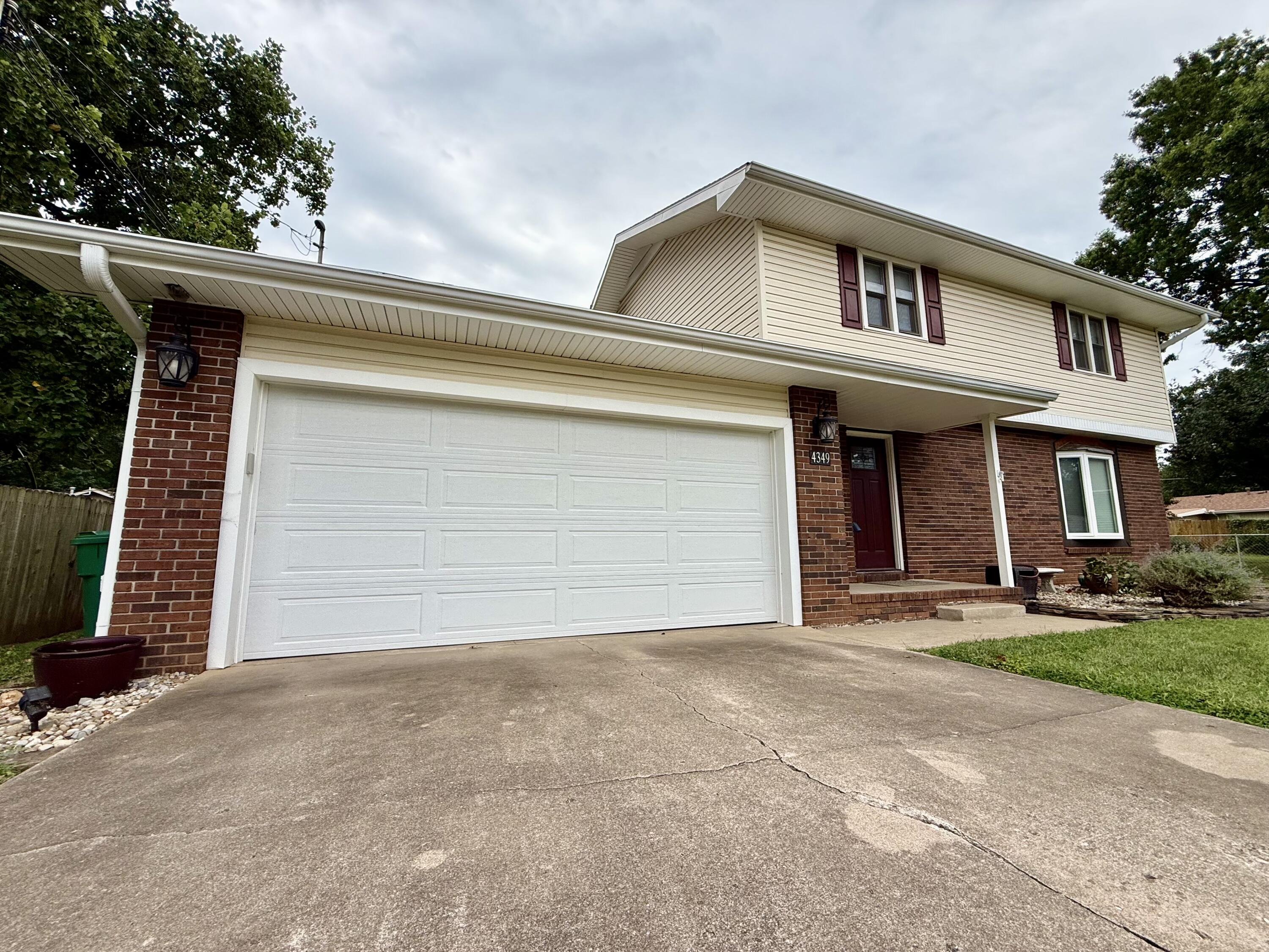 4349 S Cardinal Place, Springfield MO 65804