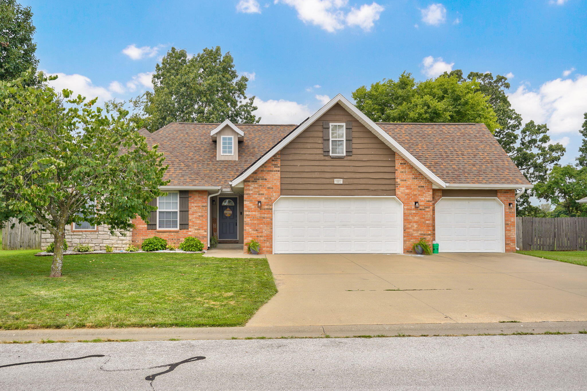 5103 N 10th Avenue, Ozark MO 65721