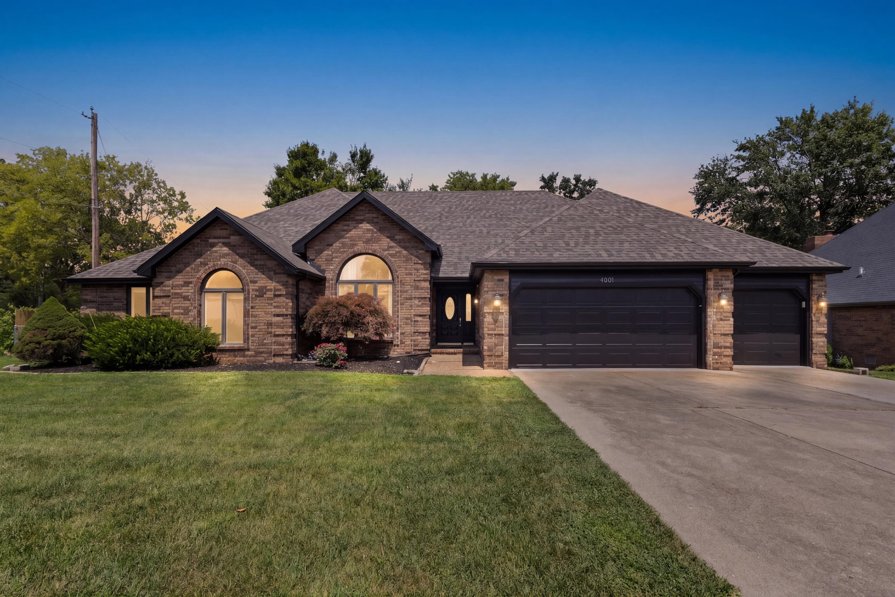 4081 E Kingsbury Street, Springfield MO 65809