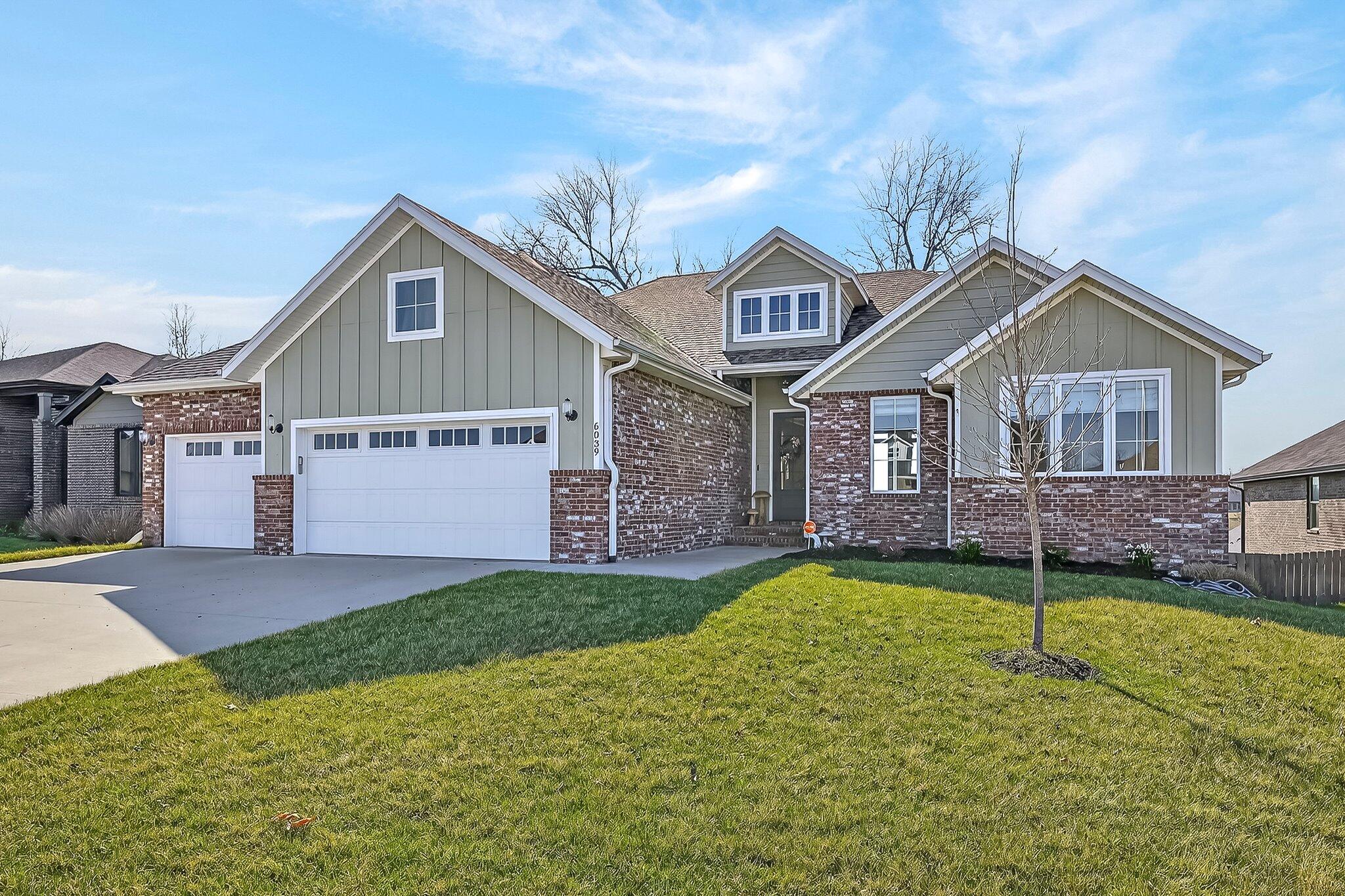 6039 S Kings Avenue, Springfield MO 65810