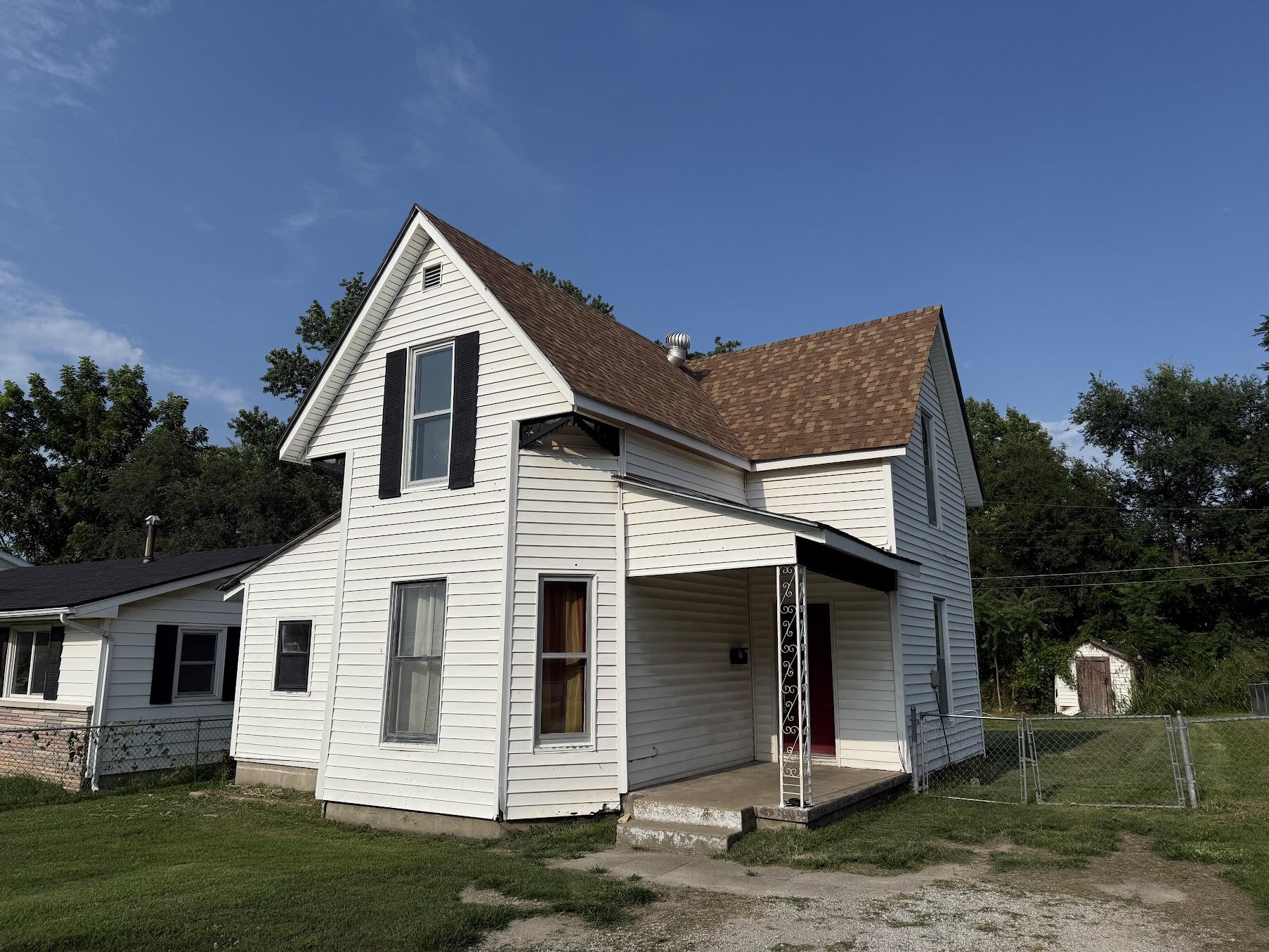 2336 N Ramsey Avenue, Springfield MO 65803