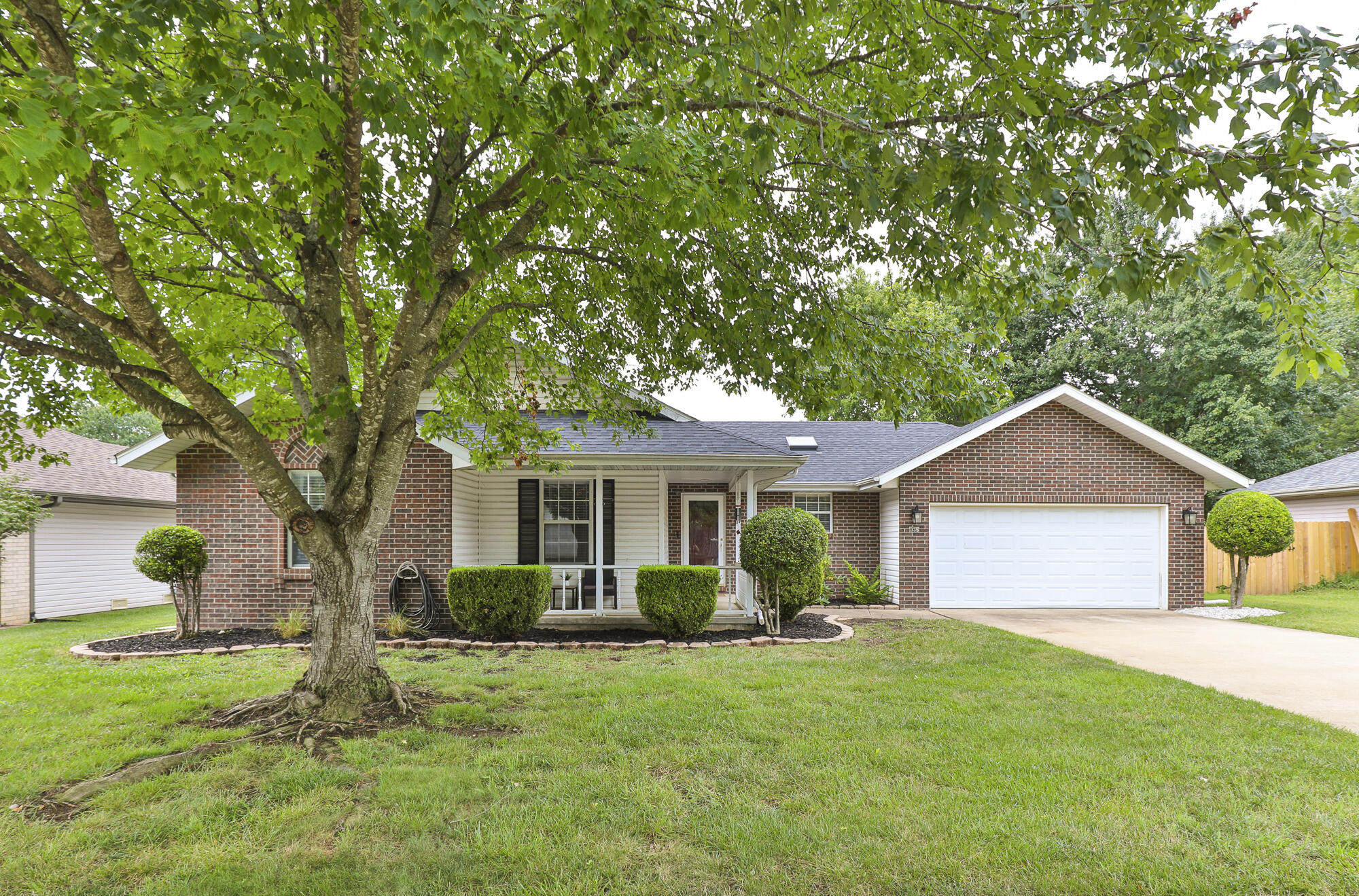 335 S Foster Avenue, Springfield MO 65802