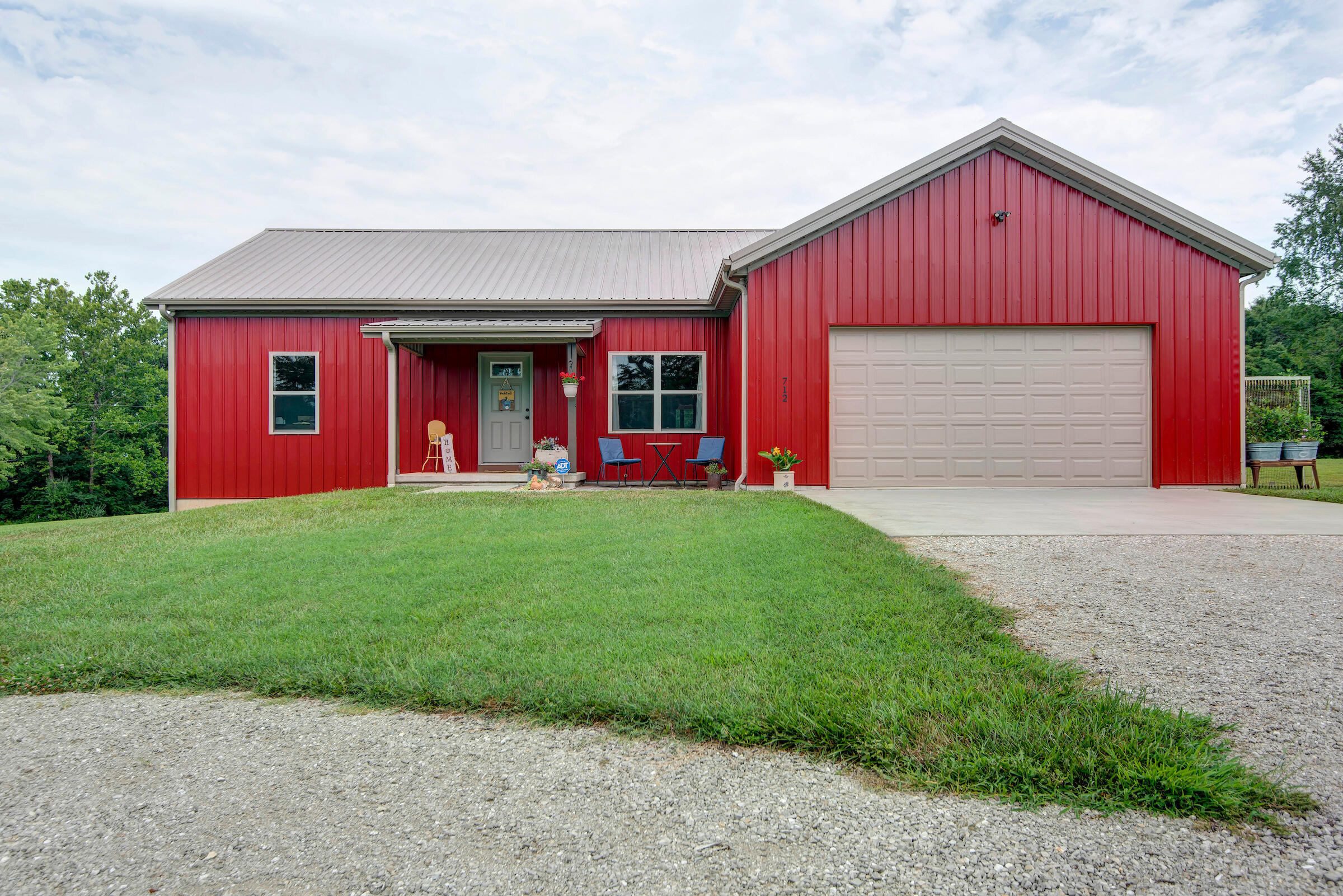 712 Birdsong Lane, Marshfield MO 65706