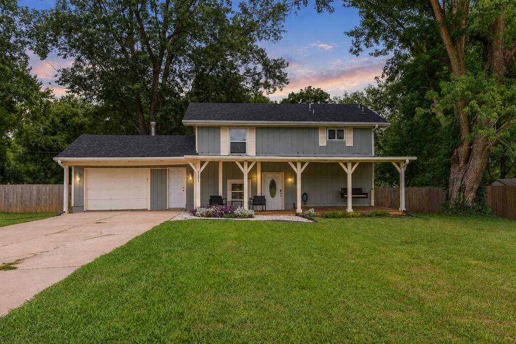 4221 W La Siesta Place, Springfield MO 65802