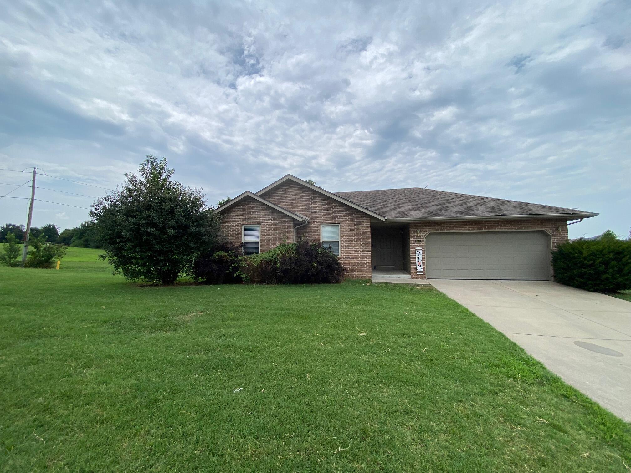 842 W Lorenza Drive, Nixa MO 65714