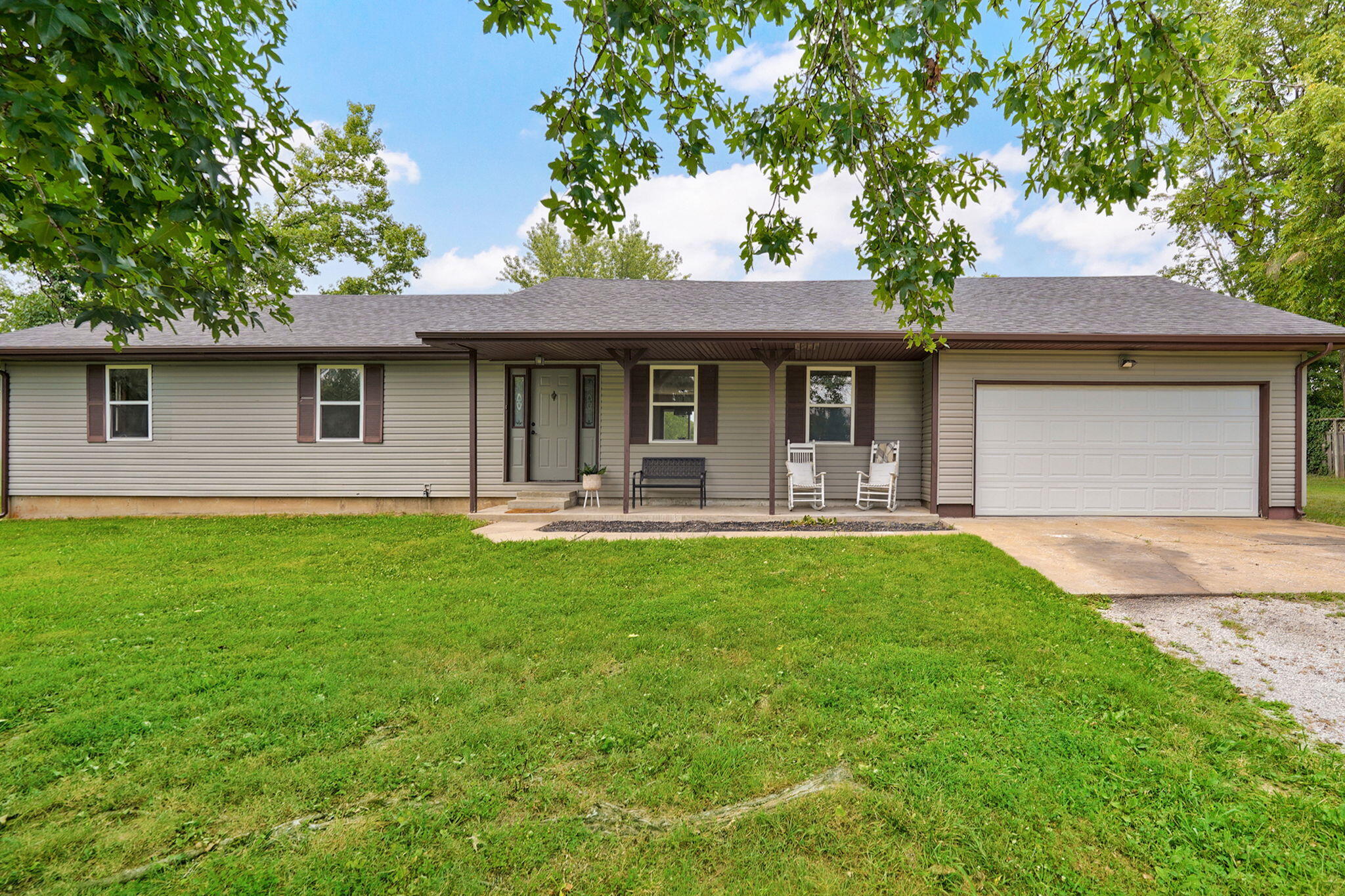8383 W Sunset Drive, Springfield MO 65802