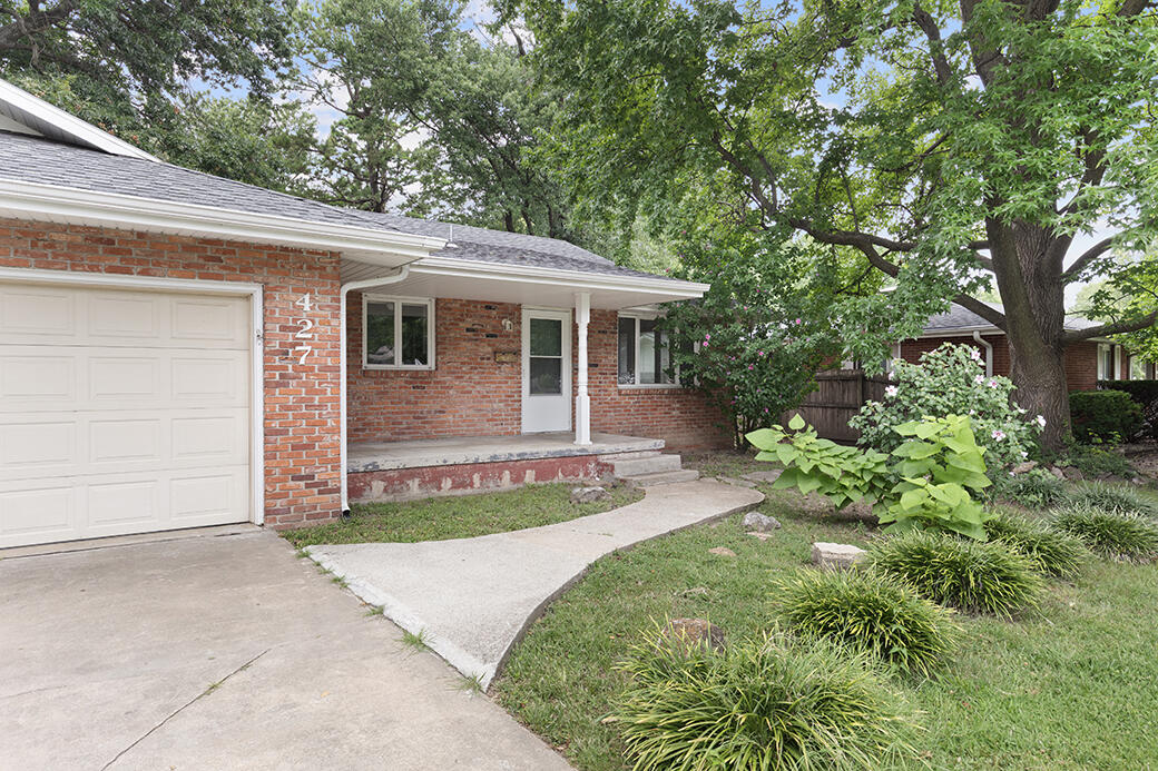 427 N Oak Grove Avenue, Springfield MO 65802