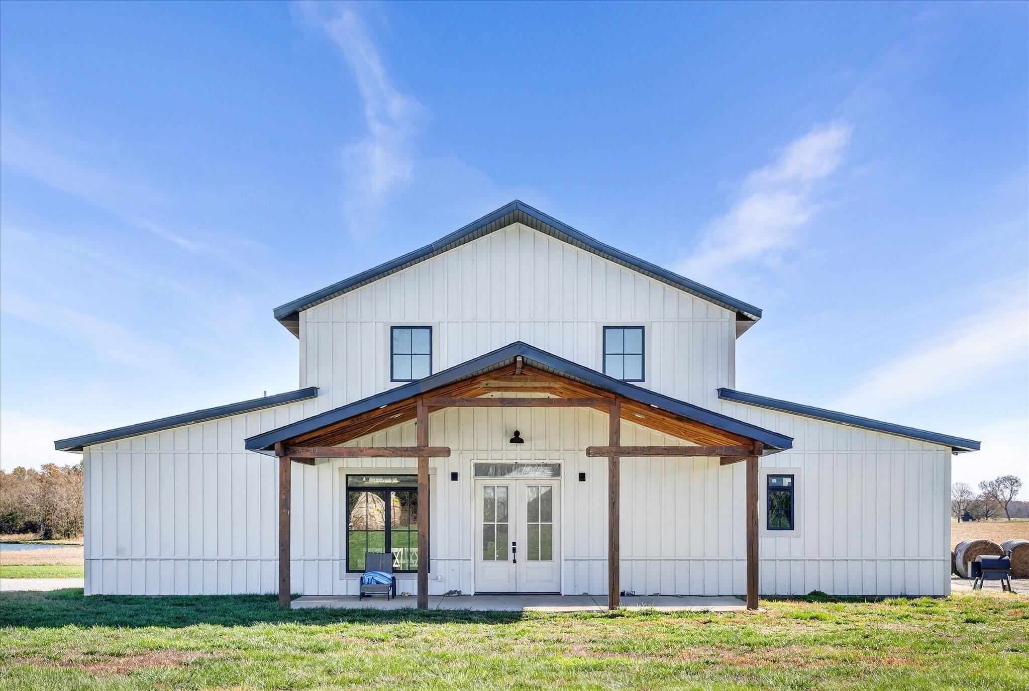 6752 N Farm Road 141, Springfield MO 65803