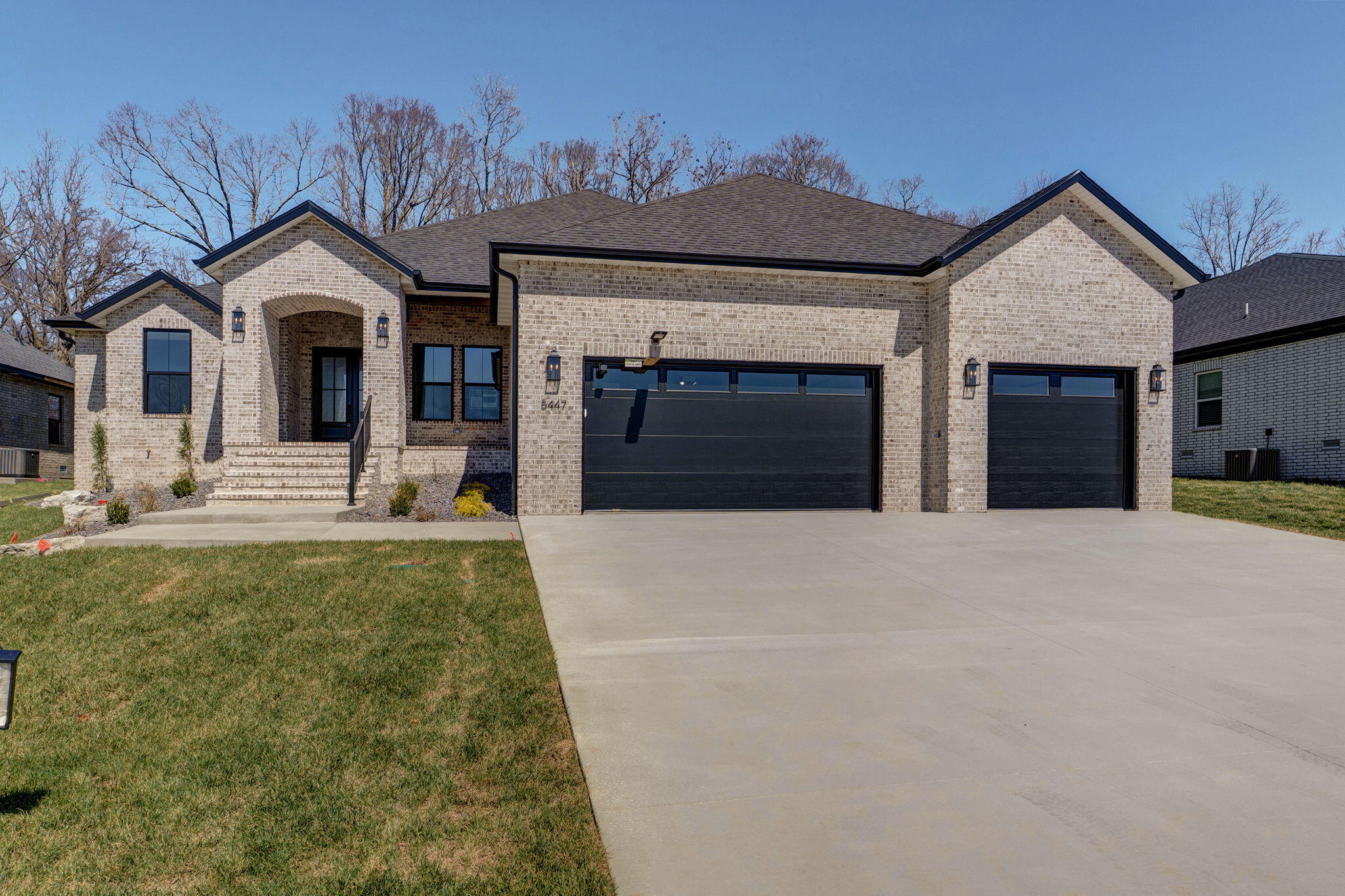 5447 E Wild Horse Drive, Springfield MO 65802