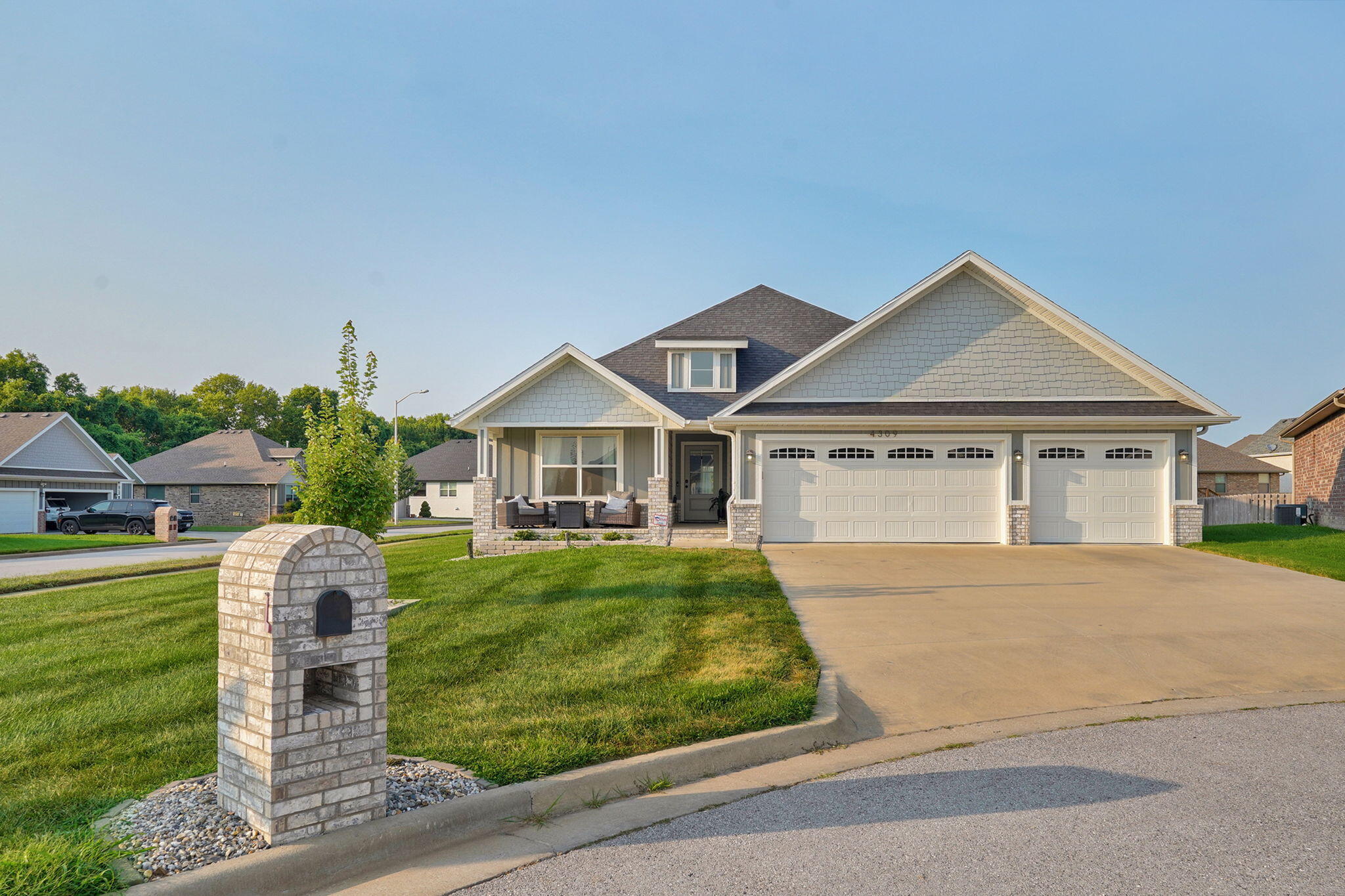 4309 Hidden Oak Court, Springfield MO 65802