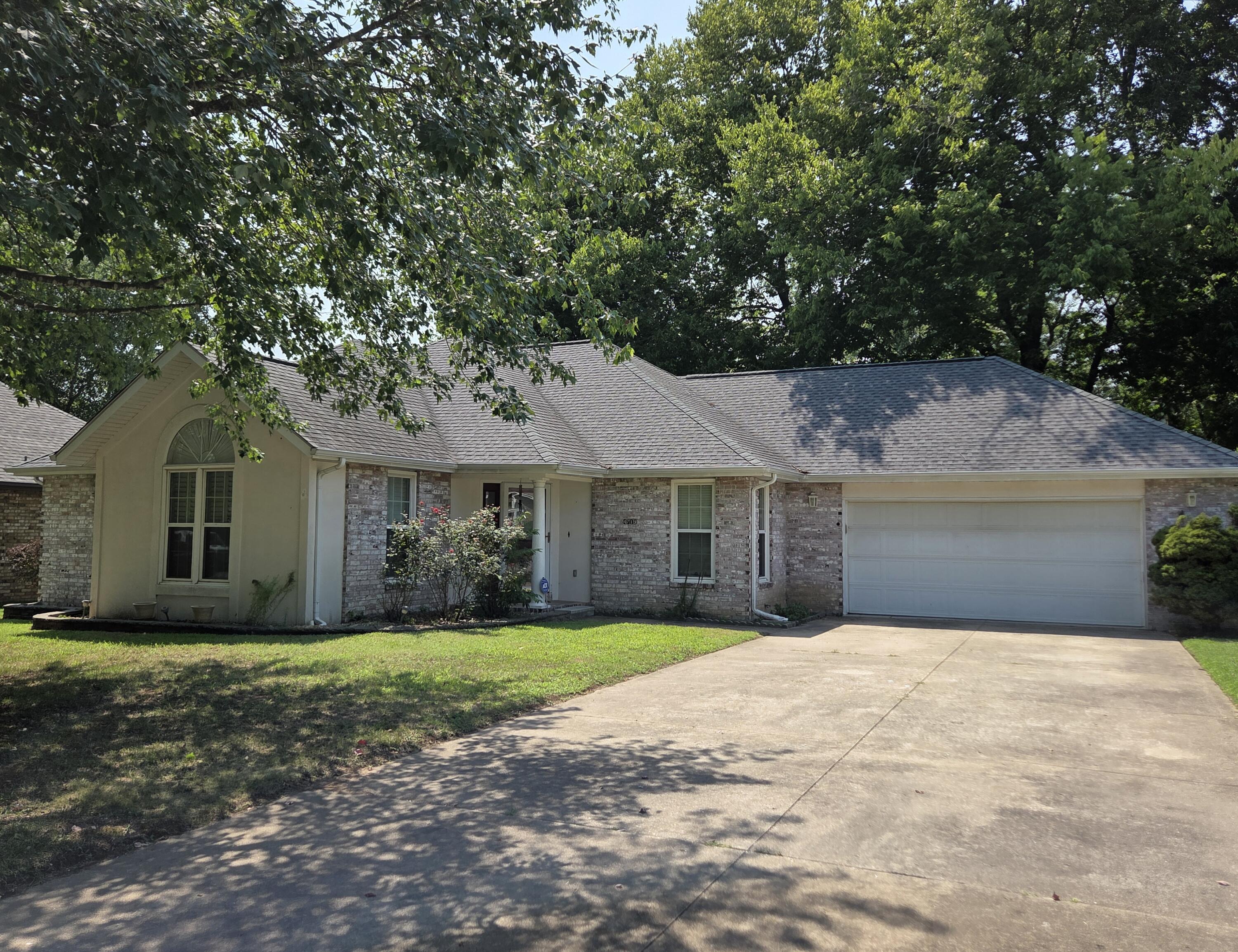 4719 S Clifton Court, Springfield MO 65810